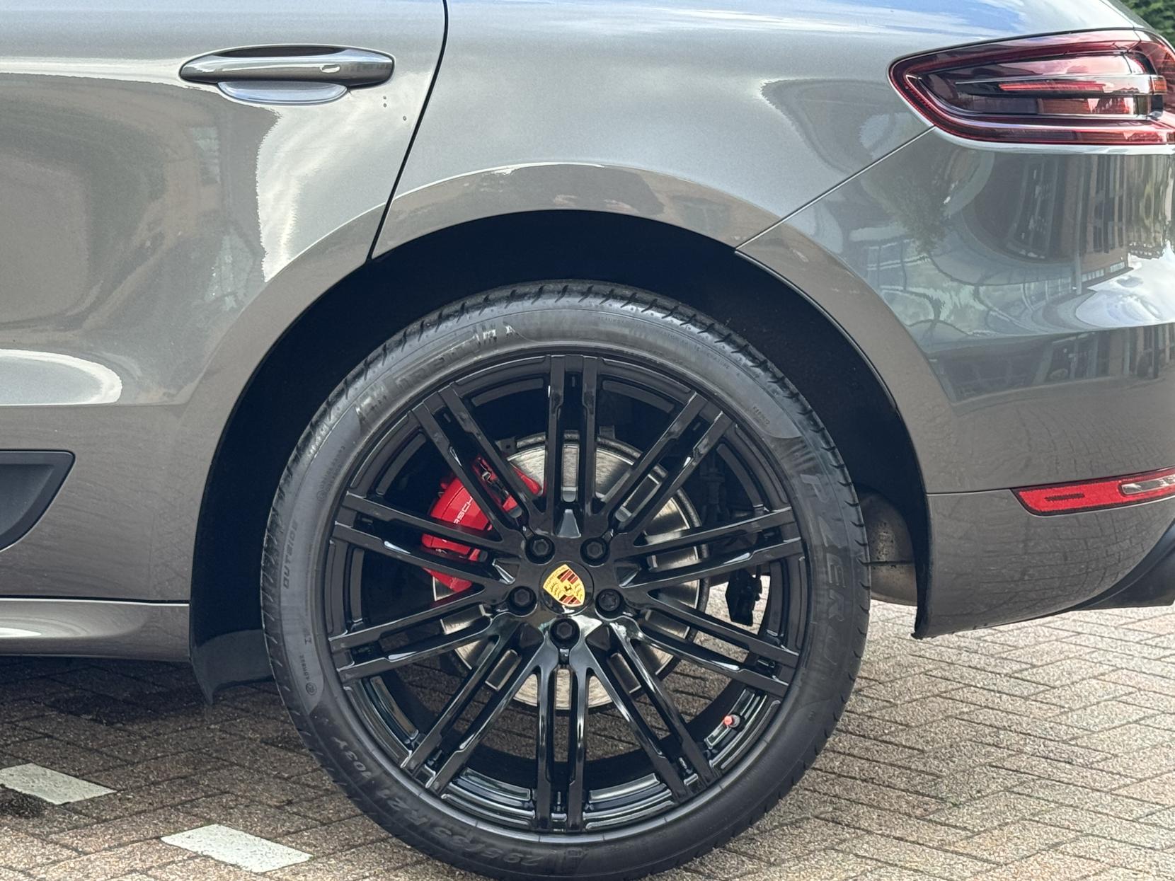 Porsche Macan 3.0T V6 GTS SUV 5dr Petrol PDK 4WD Euro 6 (s/s) (360 ps)