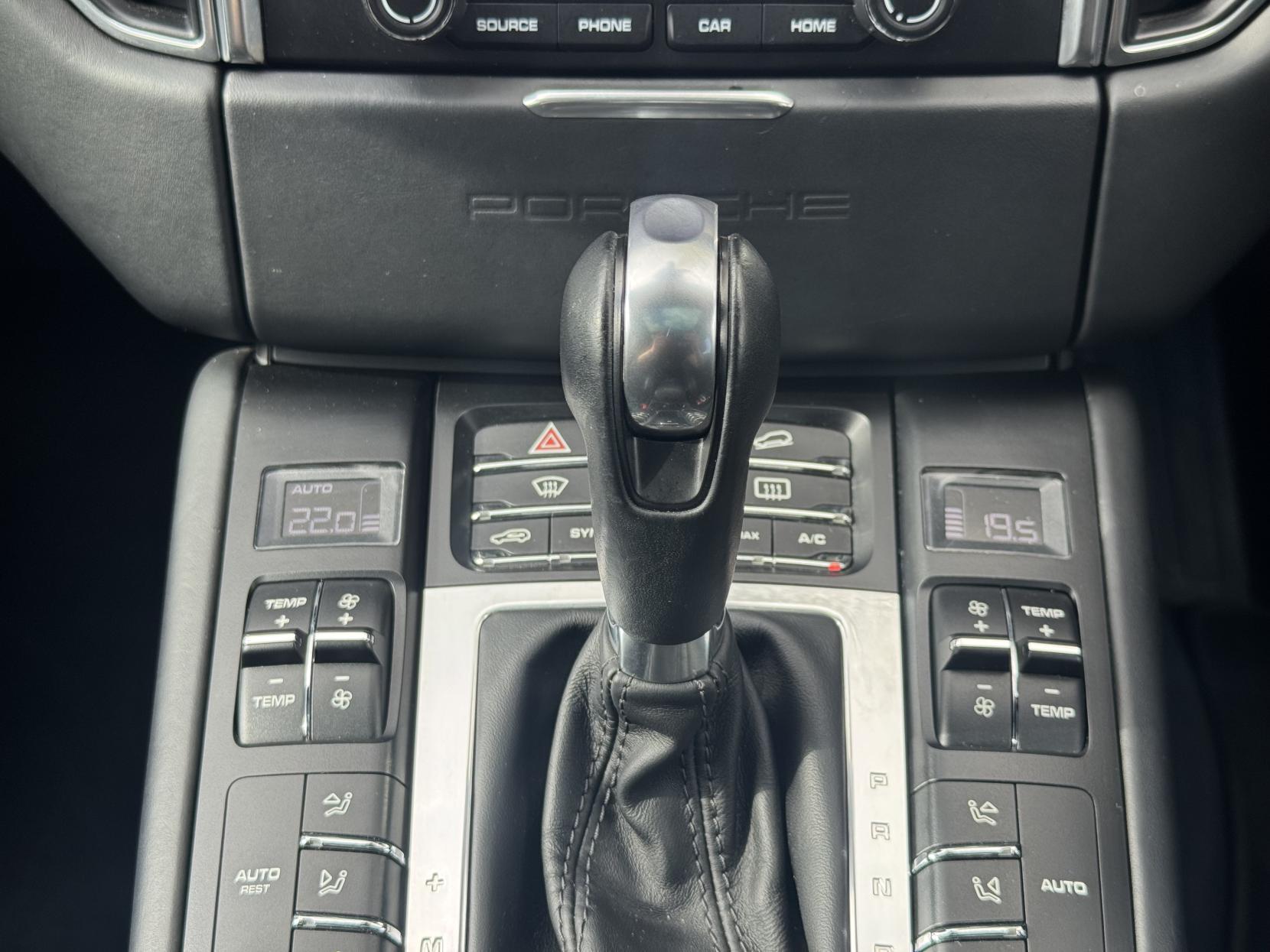 Porsche Macan 3.0T V6 GTS SUV 5dr Petrol PDK 4WD Euro 6 (s/s) (360 ps)