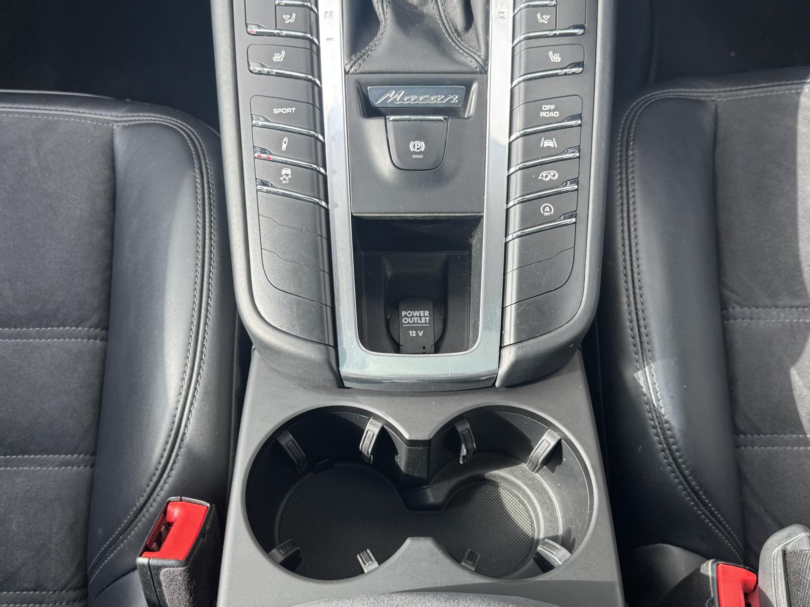 Porsche Macan 3.0T V6 GTS SUV 5dr Petrol PDK 4WD Euro 6 (s/s) (360 ps)