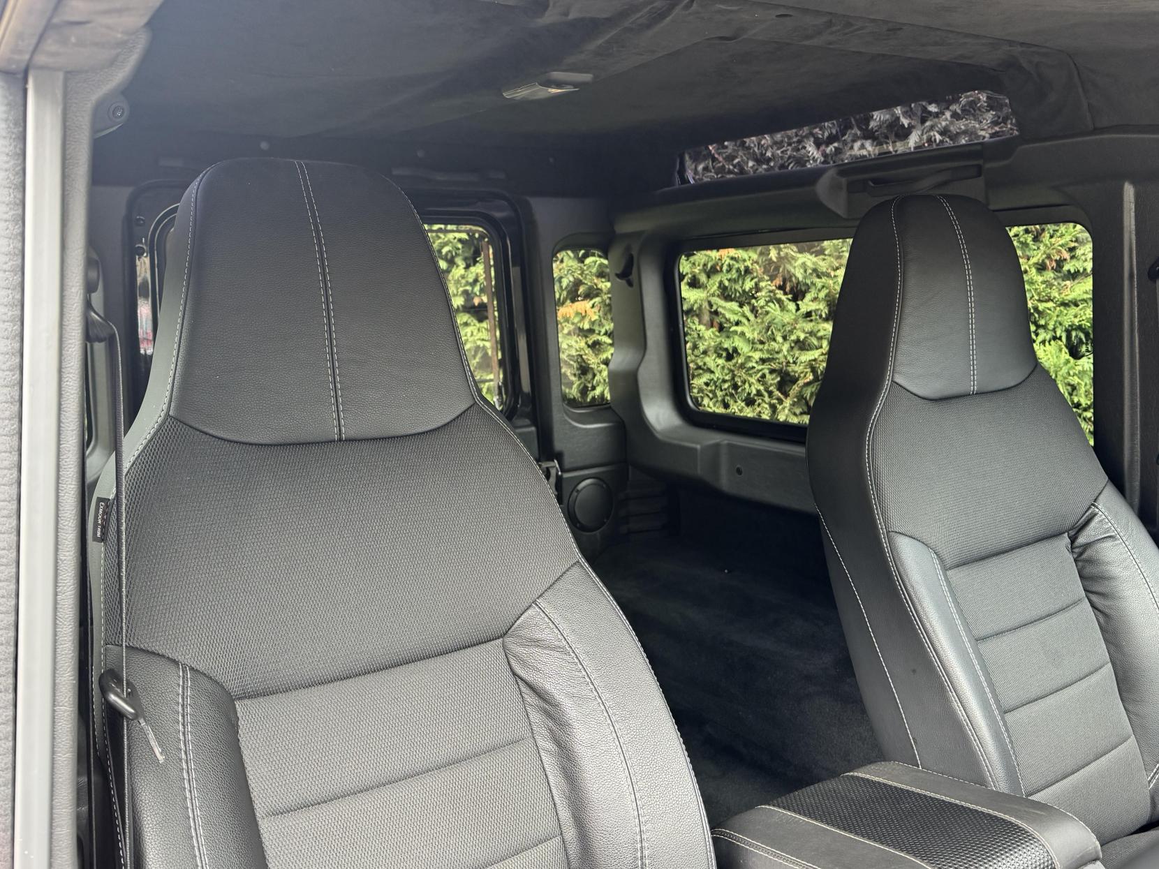 Land Rover Defender 90 2.4 TDCi County Station Wagon 3dr Diesel Manual 4WD SWB Euro 4 (122 bhp)