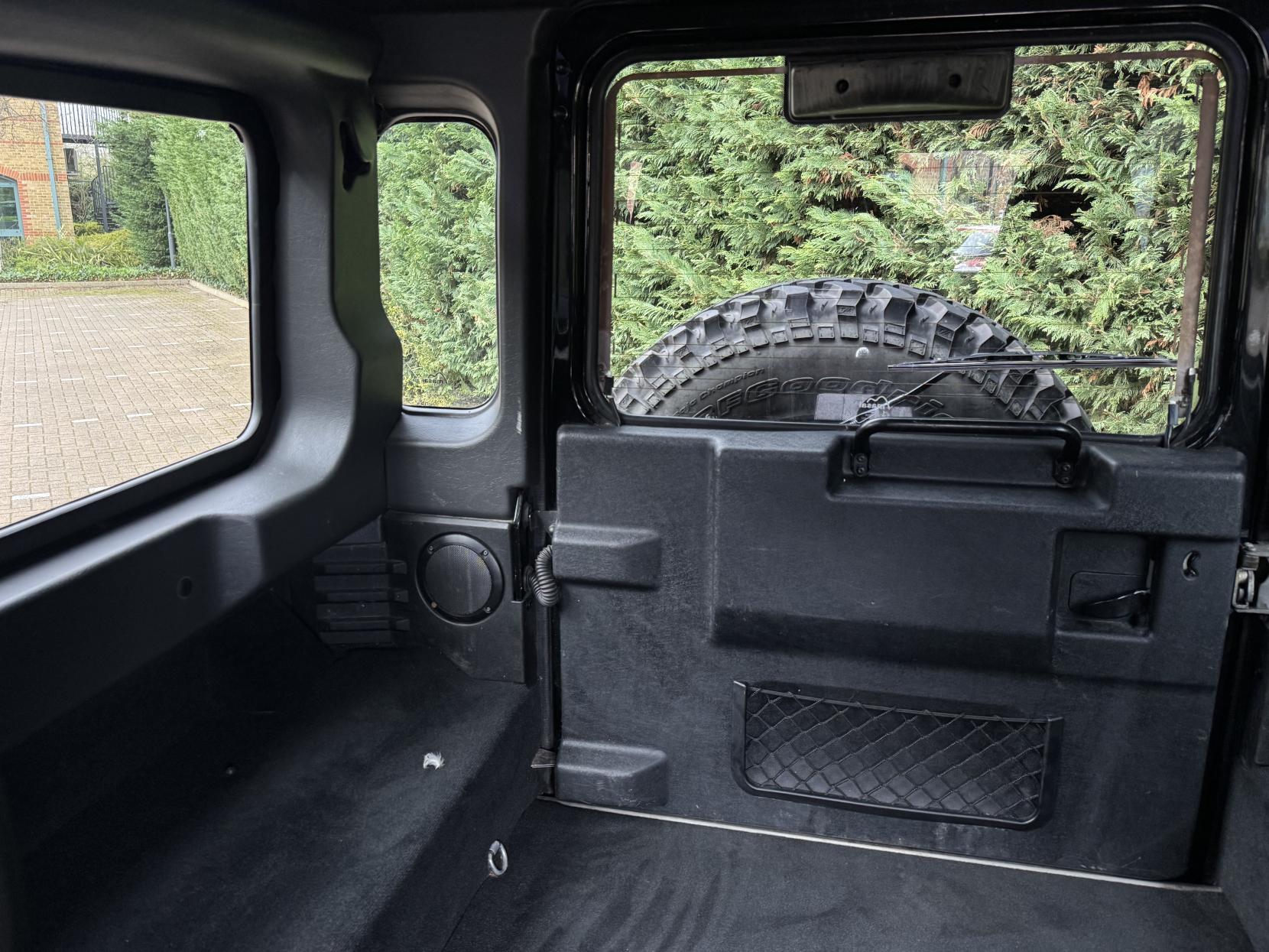 Land Rover Defender 90 2.4 TDCi County Station Wagon 3dr Diesel Manual 4WD SWB Euro 4 (122 bhp)