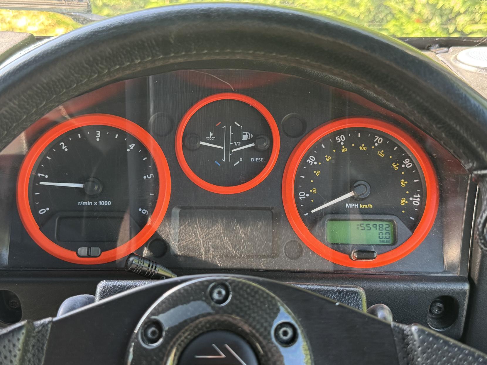 Land Rover Defender 90 2.4 TDCi Hard Top SUV 3dr Diesel Manual 4WD SWB Euro 4 (122 bhp)