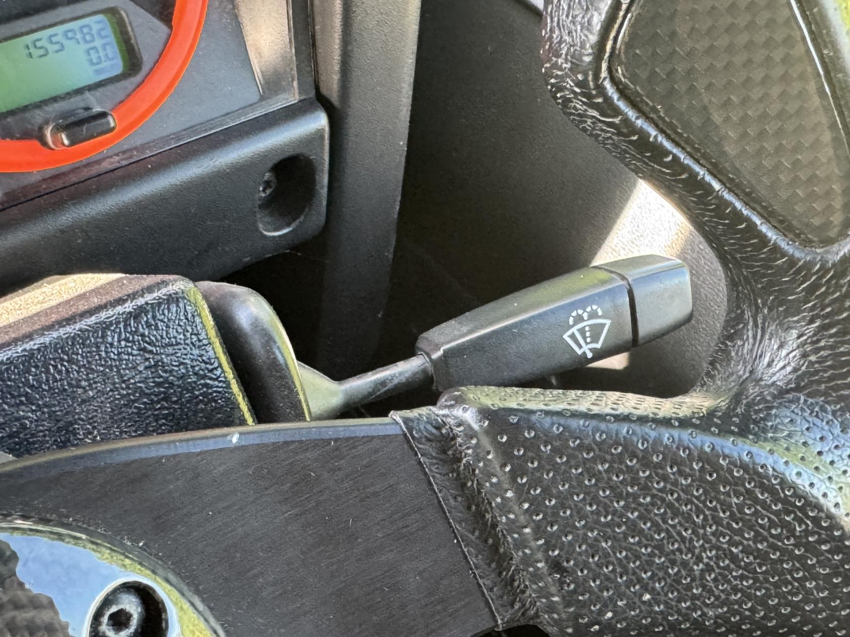 Land Rover Defender 90 2.4 TDCi Hard Top SUV 3dr Diesel Manual 4WD SWB Euro 4 (122 bhp)