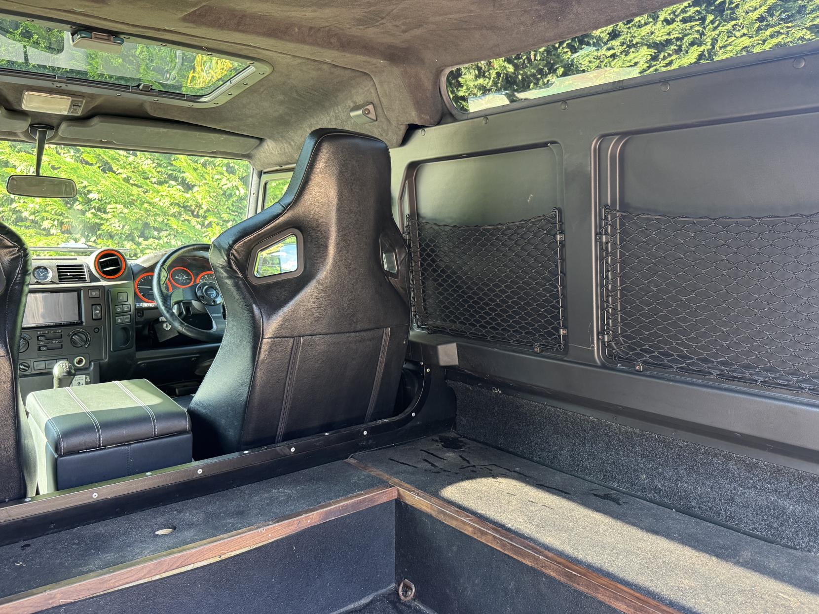 Land Rover Defender 90 2.4 TDCi Hard Top SUV 3dr Diesel Manual 4WD SWB Euro 4 (122 bhp)