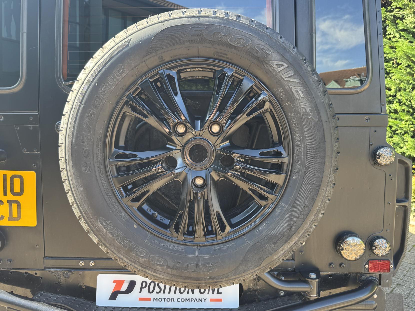 Land Rover Defender 90 2.4 TDCi Hard Top SUV 3dr Diesel Manual 4WD SWB Euro 4 (122 bhp)