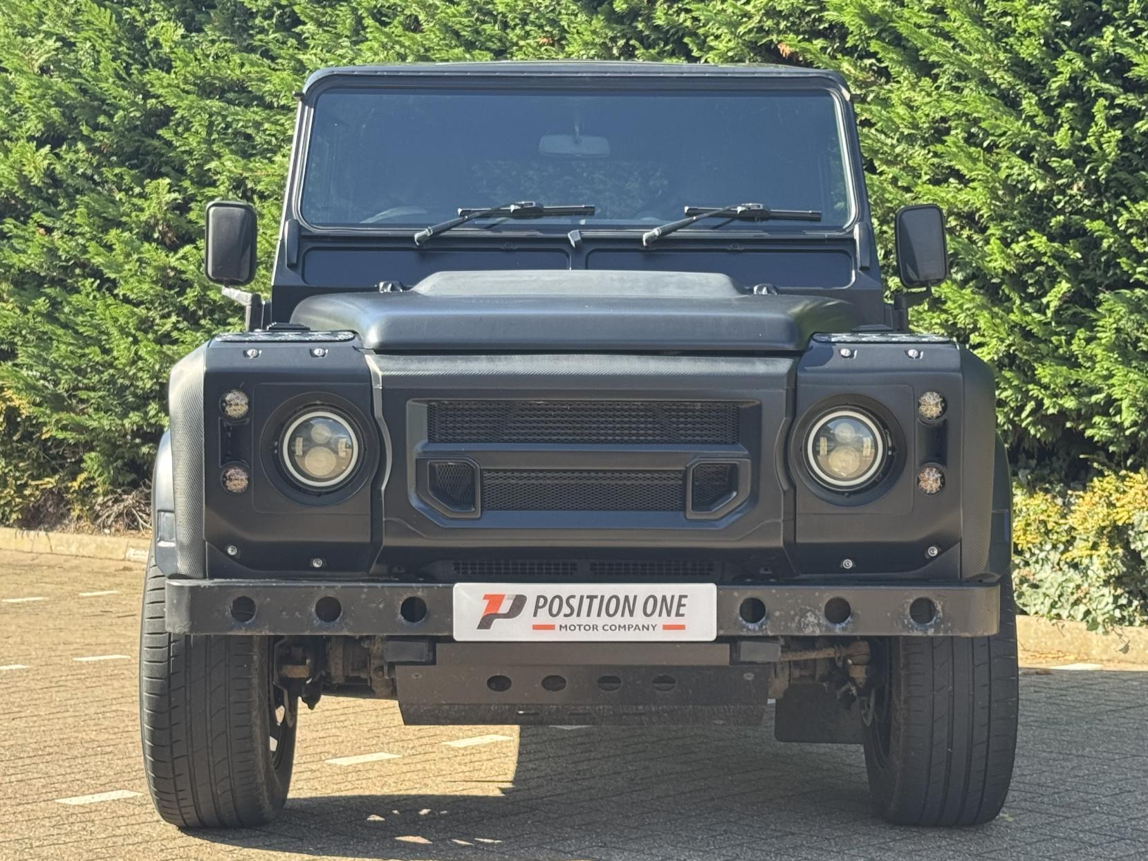 Land Rover Defender 90 2.4 TDCi Hard Top SUV 3dr Diesel Manual 4WD SWB Euro 4 (122 bhp)