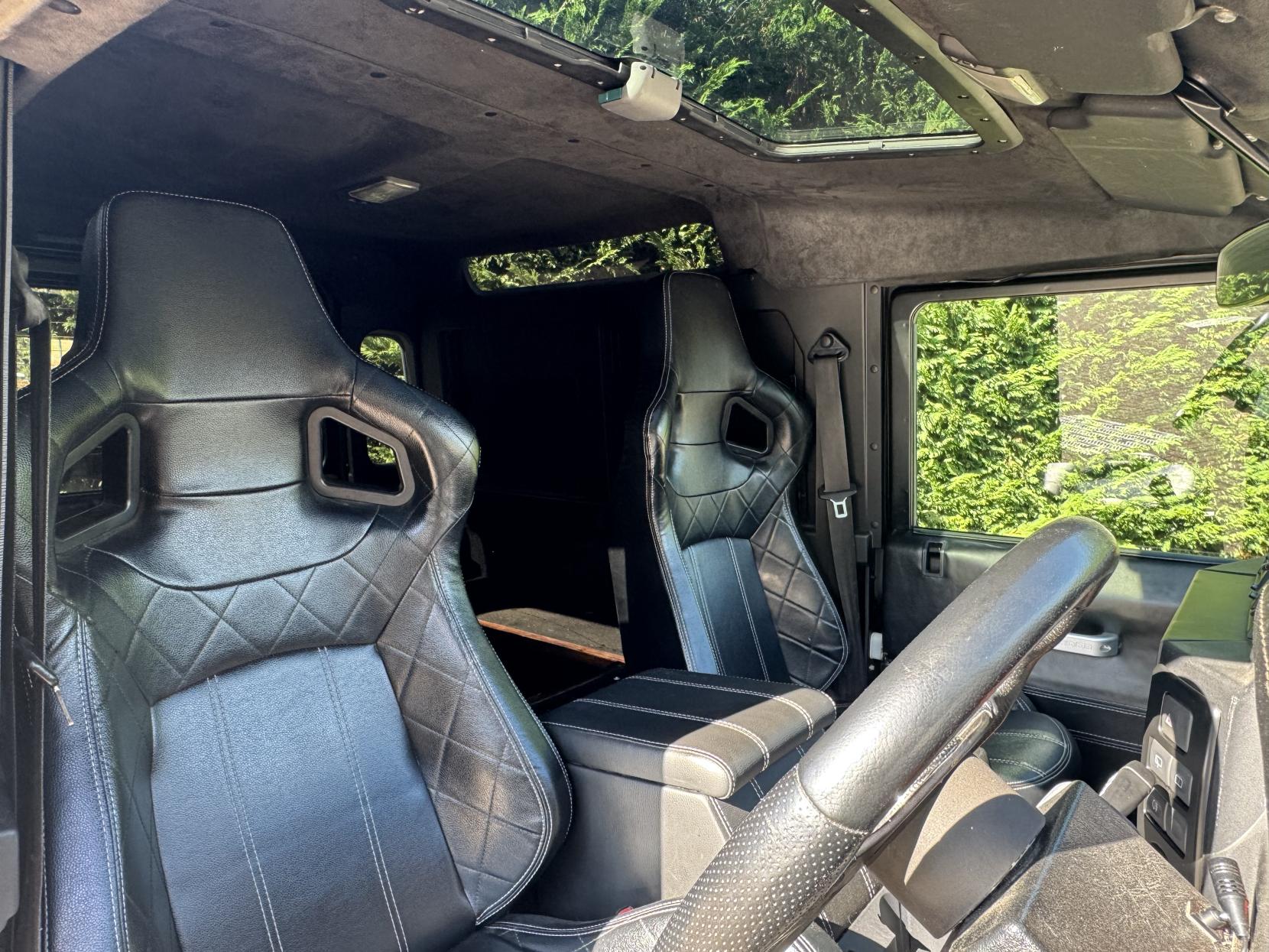 Land Rover Defender 90 2.4 TDCi Hard Top SUV 3dr Diesel Manual 4WD SWB Euro 4 (122 bhp)