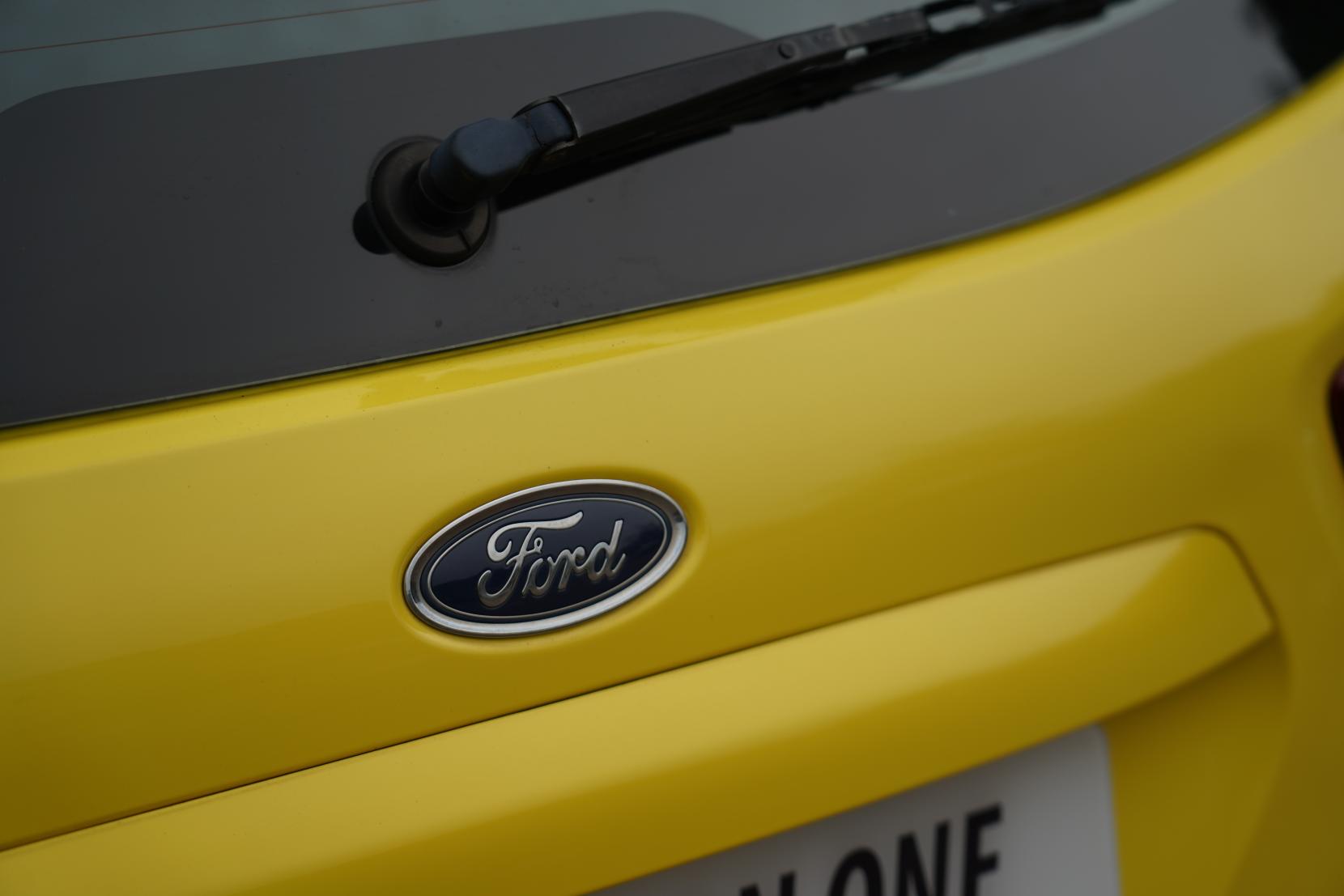 Ford EcoSport 1.0T EcoBoost Zetec SUV 5dr Petrol Manual 2WD Euro 6 (s/s) (125 ps)