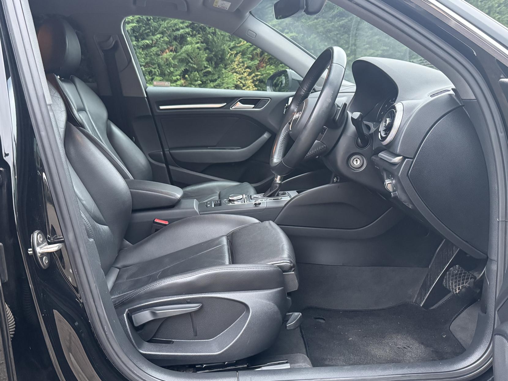 Audi A3 1.5 TFSI CoD 35 Sport Sportback 5dr Petrol S Tronic Euro 6 (s/s) (150 ps)