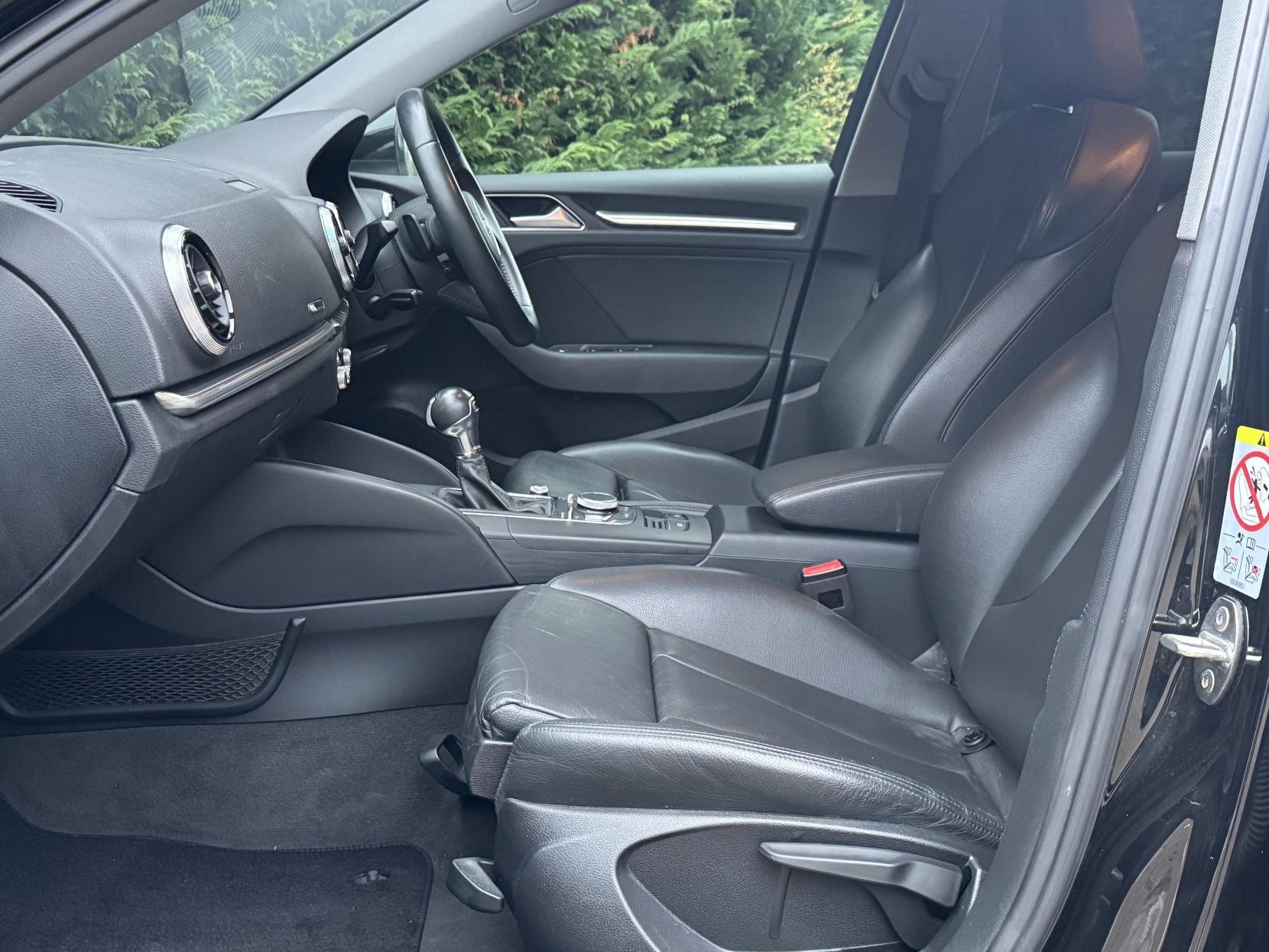 Audi A3 1.5 TFSI CoD 35 Sport Sportback 5dr Petrol S Tronic Euro 6 (s/s) (150 ps)