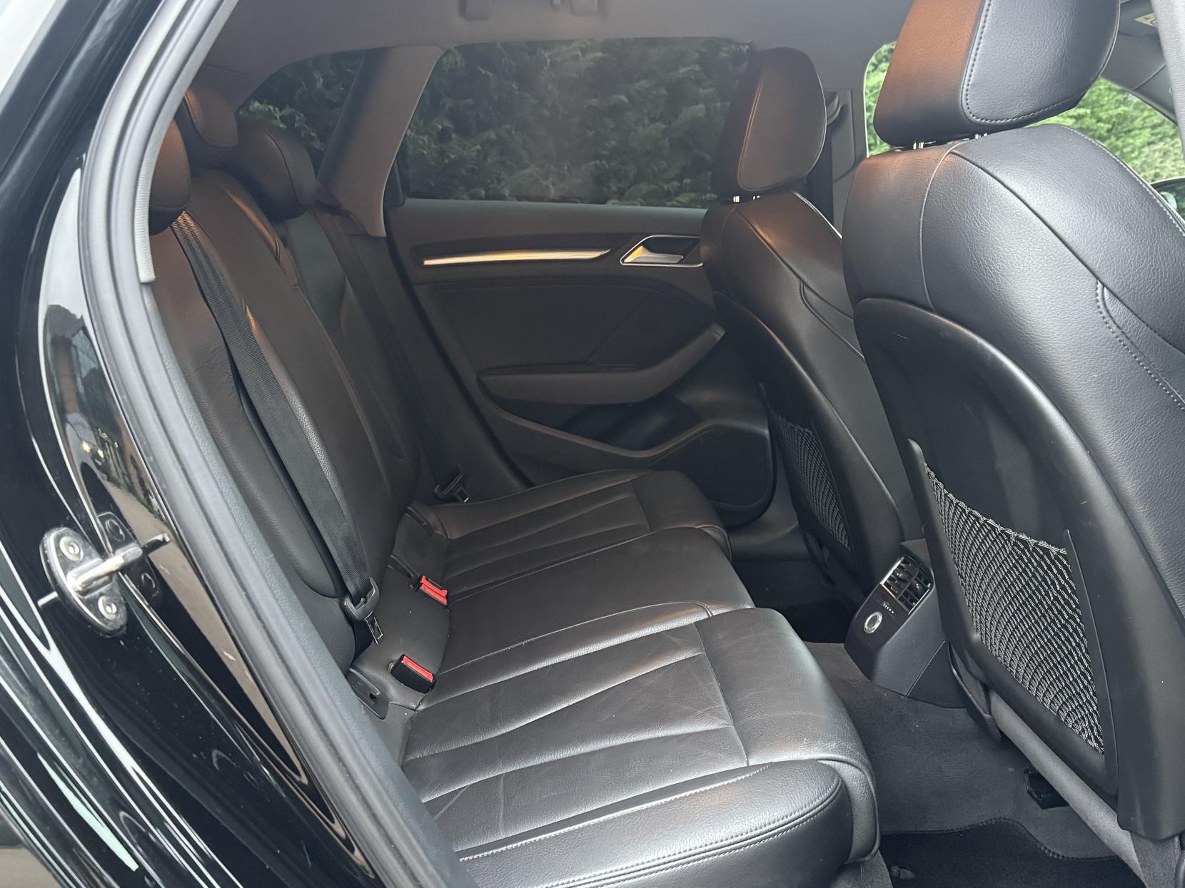 Audi A3 1.5 TFSI CoD 35 Sport Sportback 5dr Petrol S Tronic Euro 6 (s/s) (150 ps)