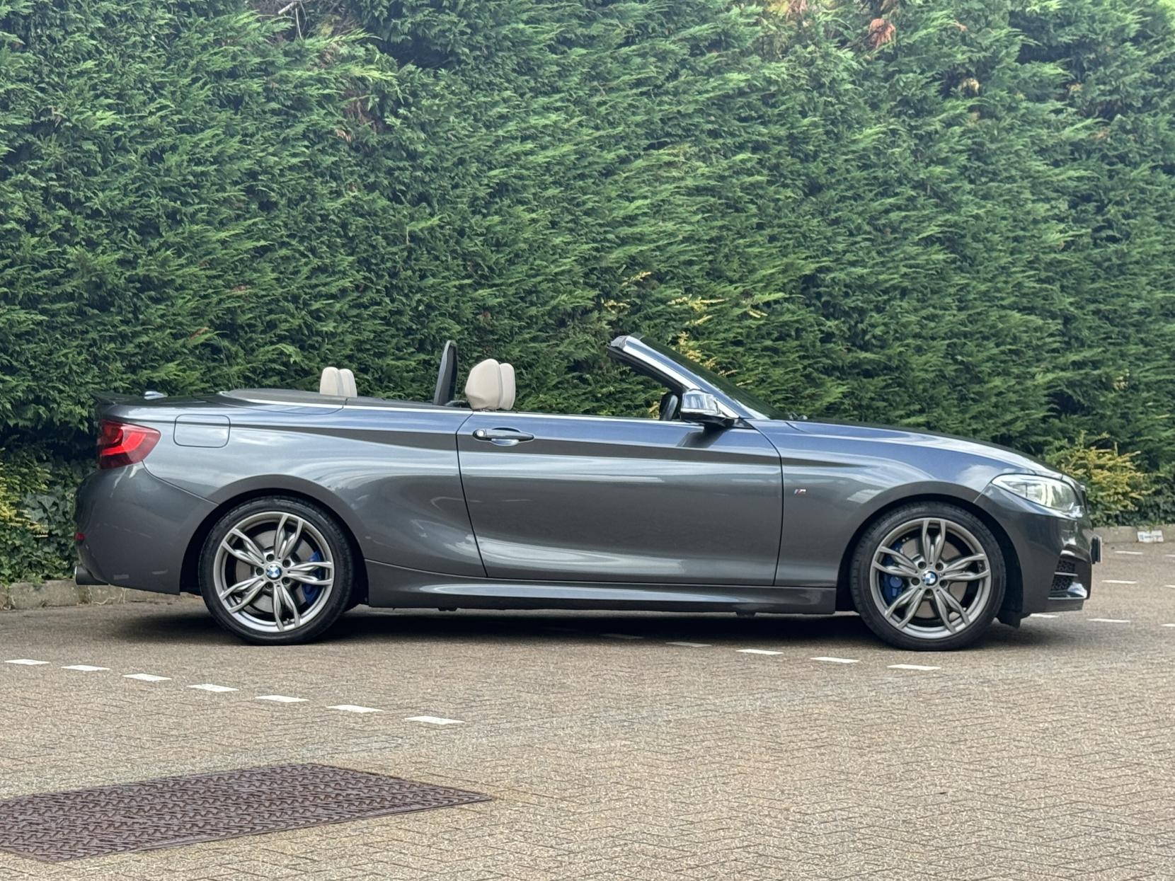 BMW 2 Series 3.0 M240i Convertible 2dr Petrol Auto Euro 6 (s/s) (340 ps)