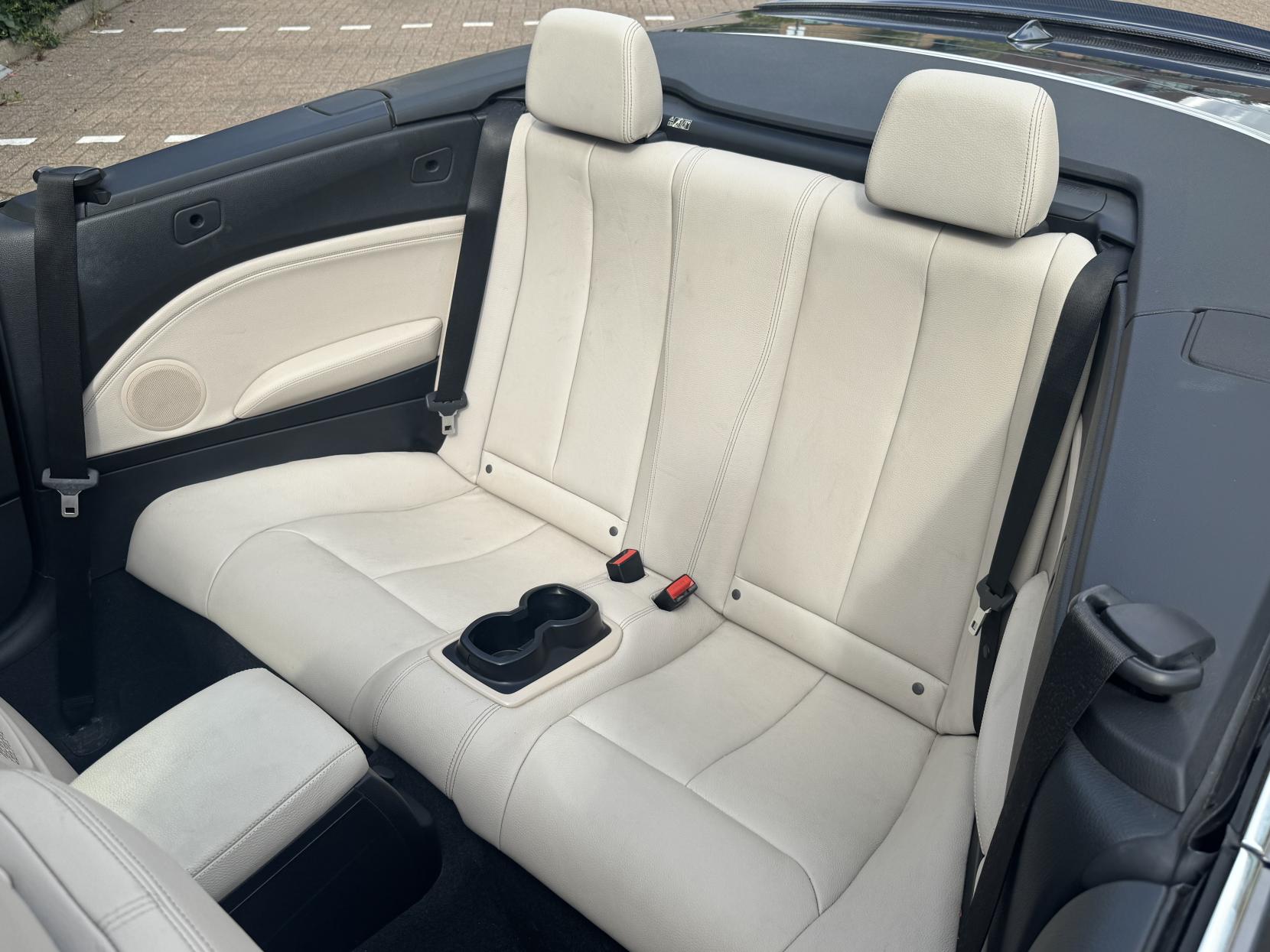 BMW 2 Series 3.0 M240i Convertible 2dr Petrol Auto Euro 6 (s/s) (340 ps)