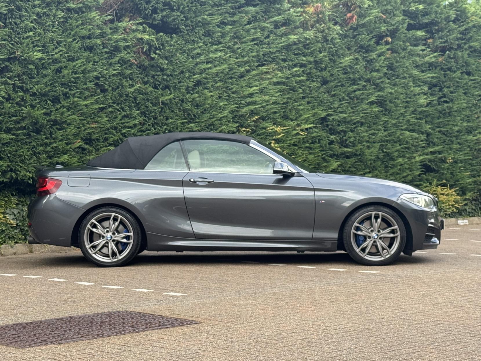 BMW 2 Series 3.0 M240i Convertible 2dr Petrol Auto Euro 6 (s/s) (340 ps)