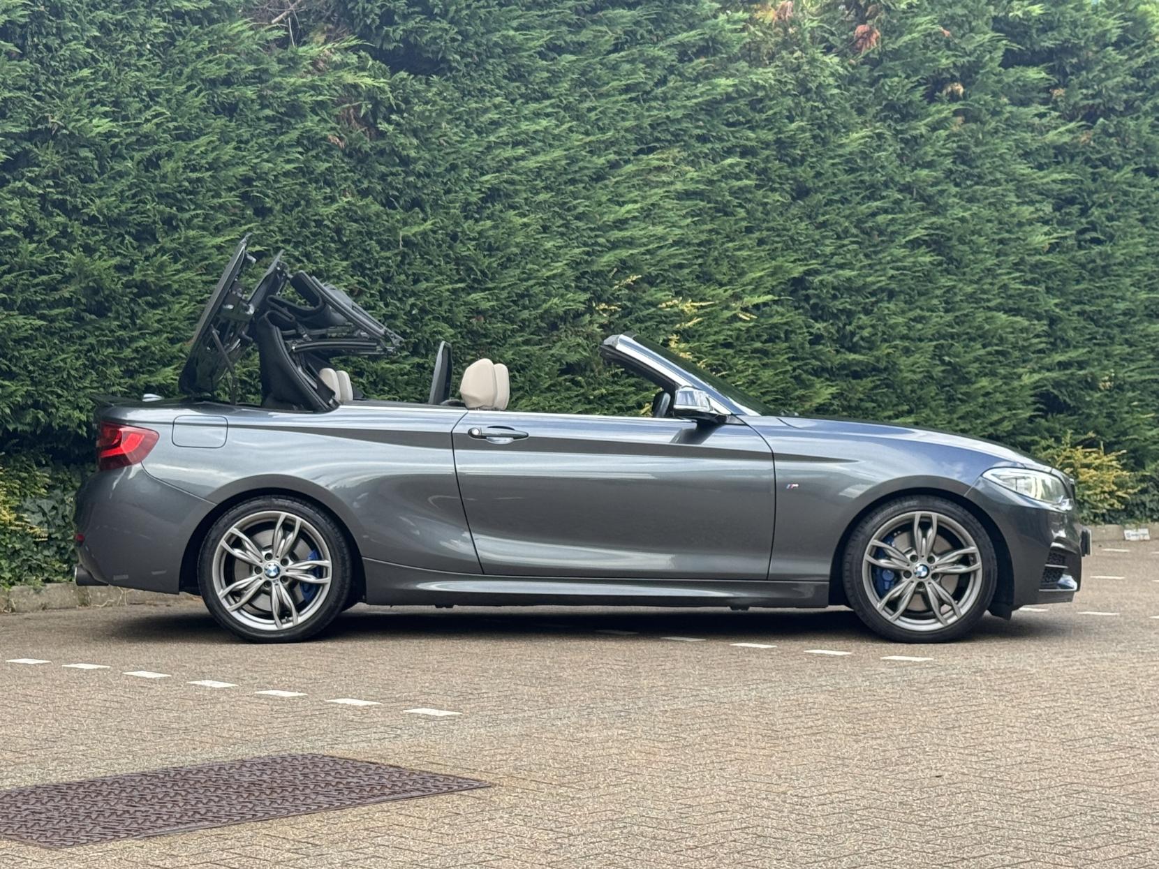 BMW 2 Series 3.0 M240i Convertible 2dr Petrol Auto Euro 6 (s/s) (340 ps)