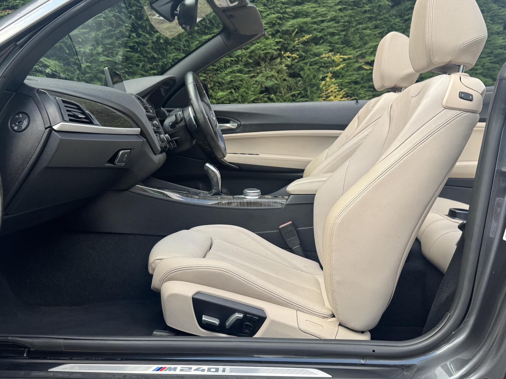 BMW 2 Series 3.0 M240i Convertible 2dr Petrol Auto Euro 6 (s/s) (340 ps)