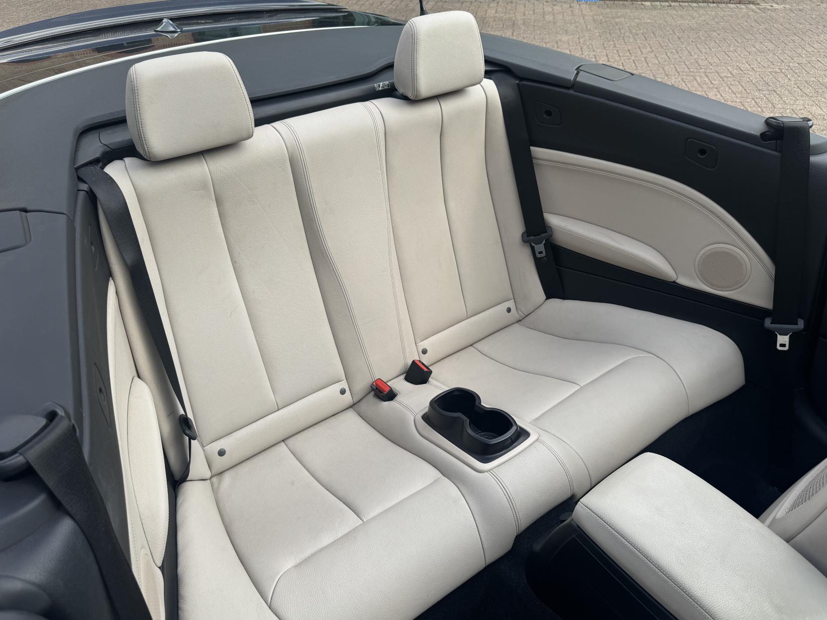 BMW 2 Series 3.0 M240i Convertible 2dr Petrol Auto Euro 6 (s/s) (340 ps)