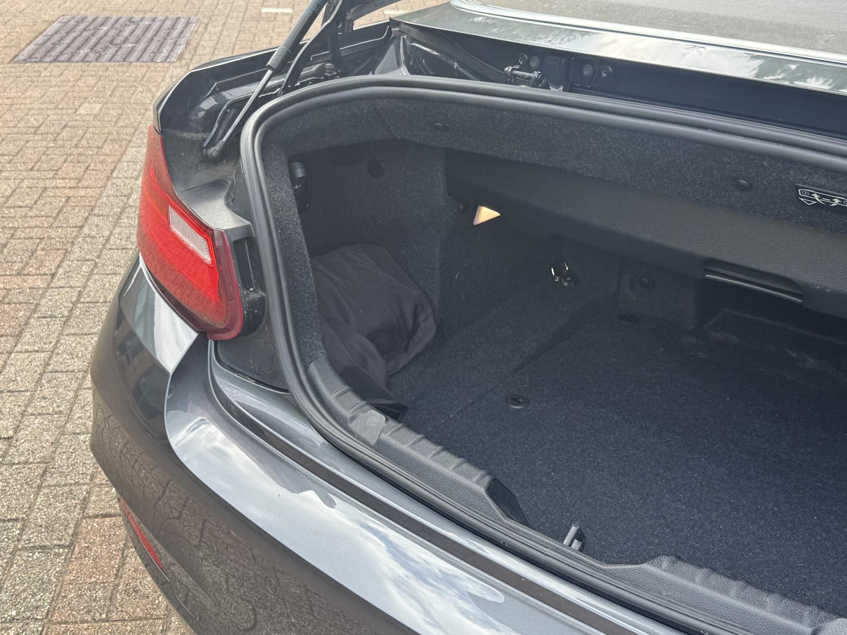 BMW 2 Series 3.0 M240i Convertible 2dr Petrol Auto Euro 6 (s/s) (340 ps)