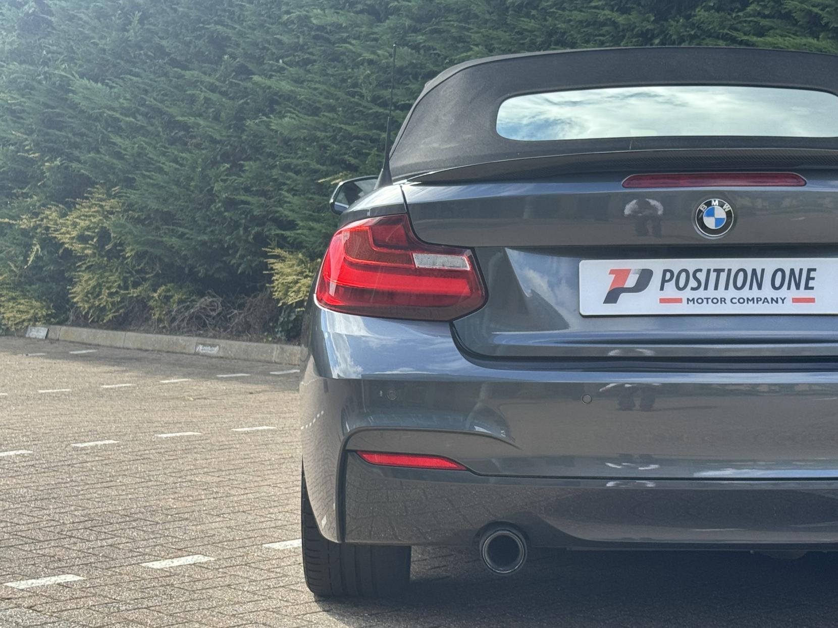 BMW 2 Series 3.0 M240i Convertible 2dr Petrol Auto Euro 6 (s/s) (340 ps)
