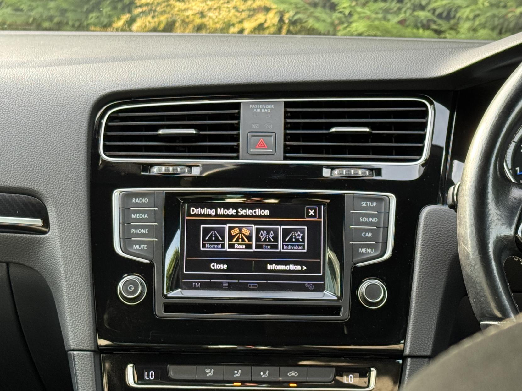 Volkswagen Golf 2.0 TSI BlueMotion Tech R Hatchback 3dr Petrol Manual 4Motion Euro 6 (s/s) (300 ps)