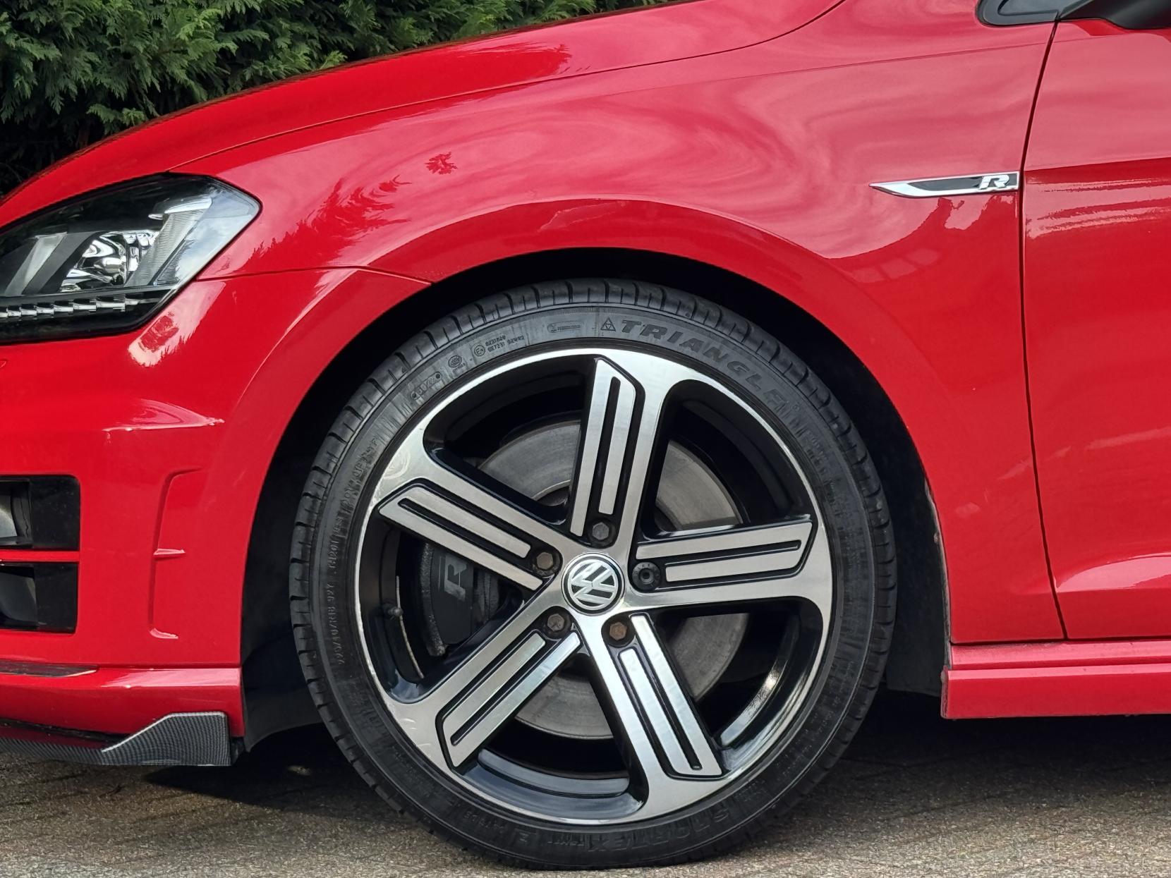 Volkswagen Golf 2.0 TSI BlueMotion Tech R Hatchback 3dr Petrol Manual 4Motion Euro 6 (s/s) (300 ps)