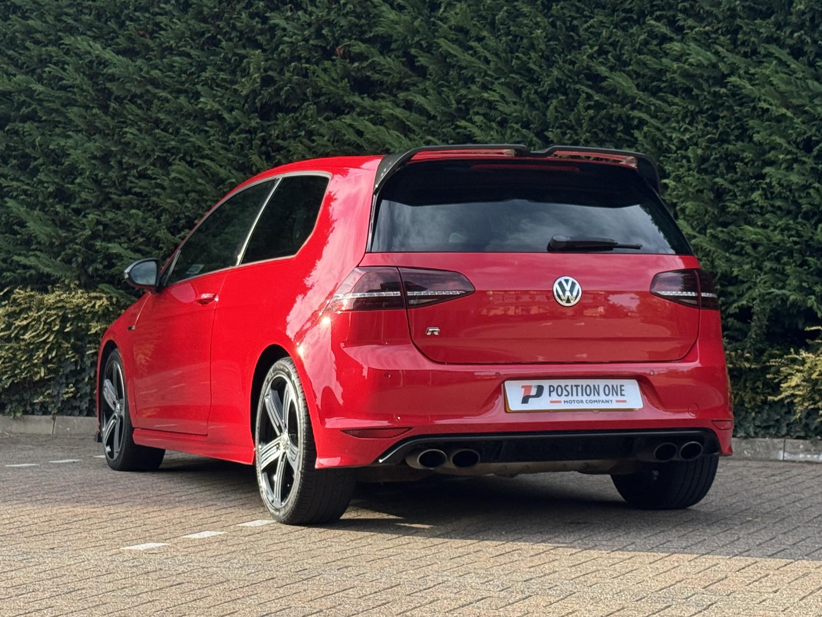 Volkswagen Golf 2.0 TSI BlueMotion Tech R Hatchback 3dr Petrol Manual 4Motion Euro 6 (s/s) (300 ps)