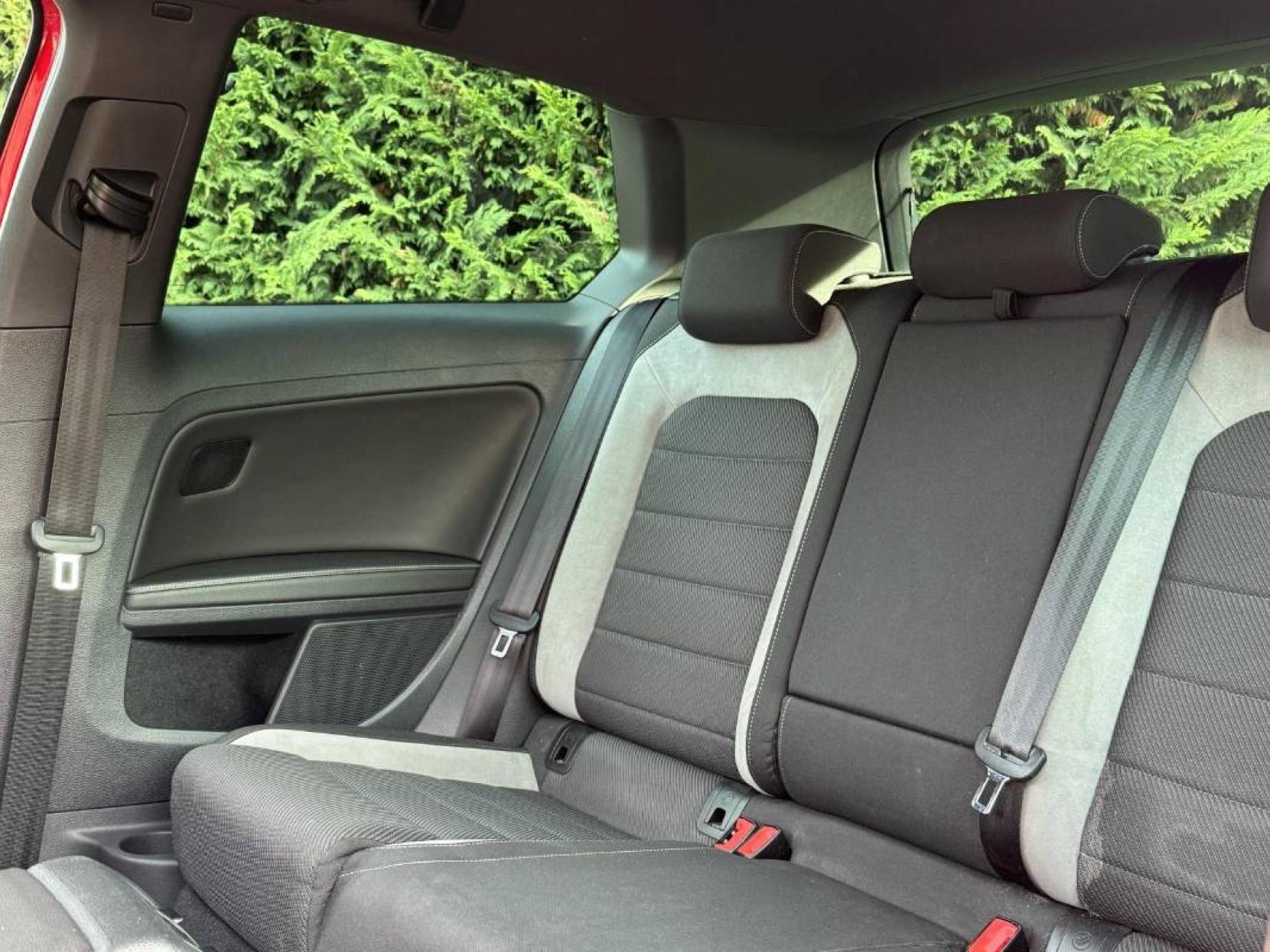 Volkswagen Golf 2.0 TSI BlueMotion Tech R Hatchback 3dr Petrol Manual 4Motion Euro 6 (s/s) (300 ps)