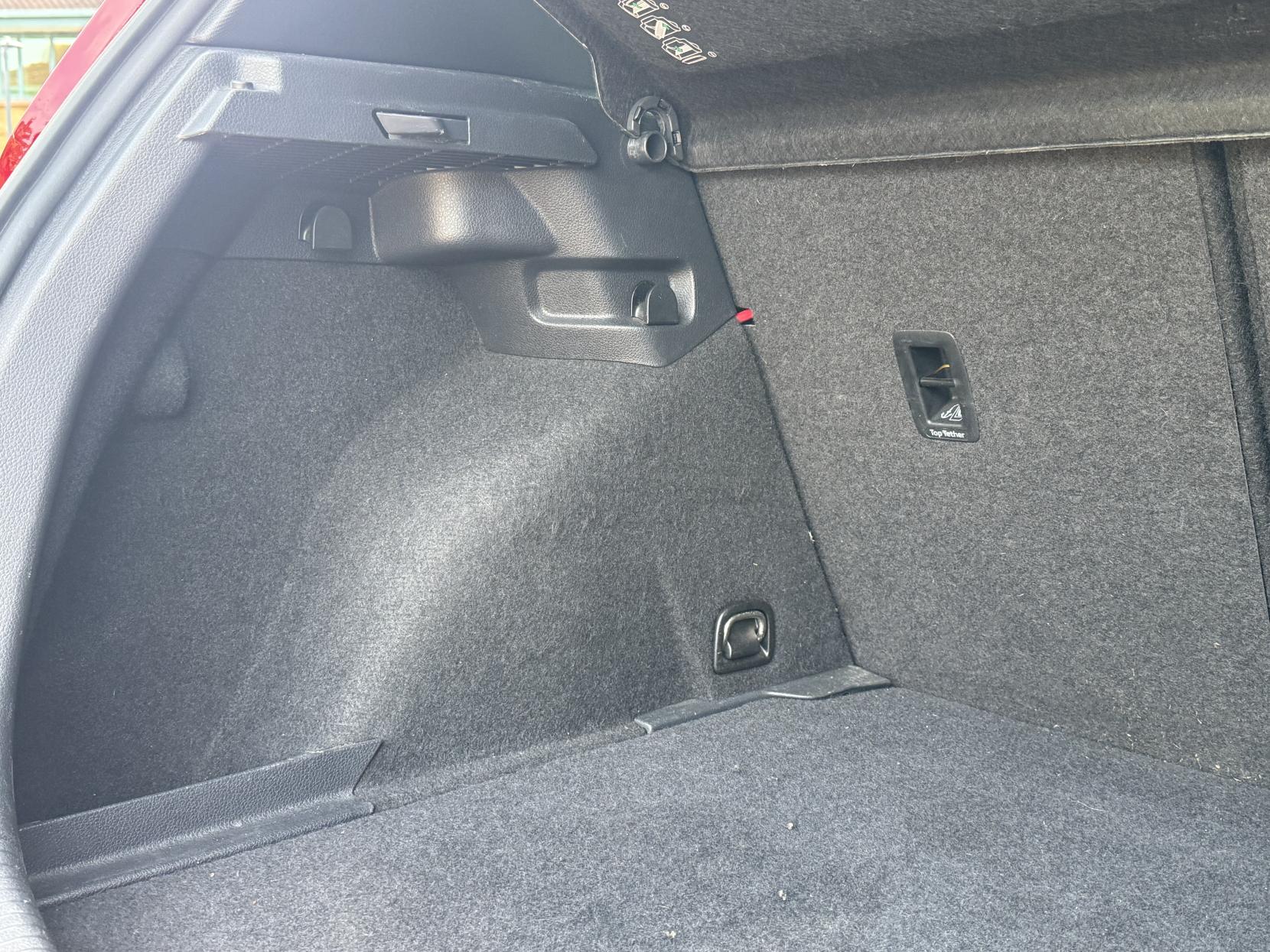 Volkswagen Golf 2.0 TSI BlueMotion Tech R Hatchback 3dr Petrol Manual 4Motion Euro 6 (s/s) (300 ps)