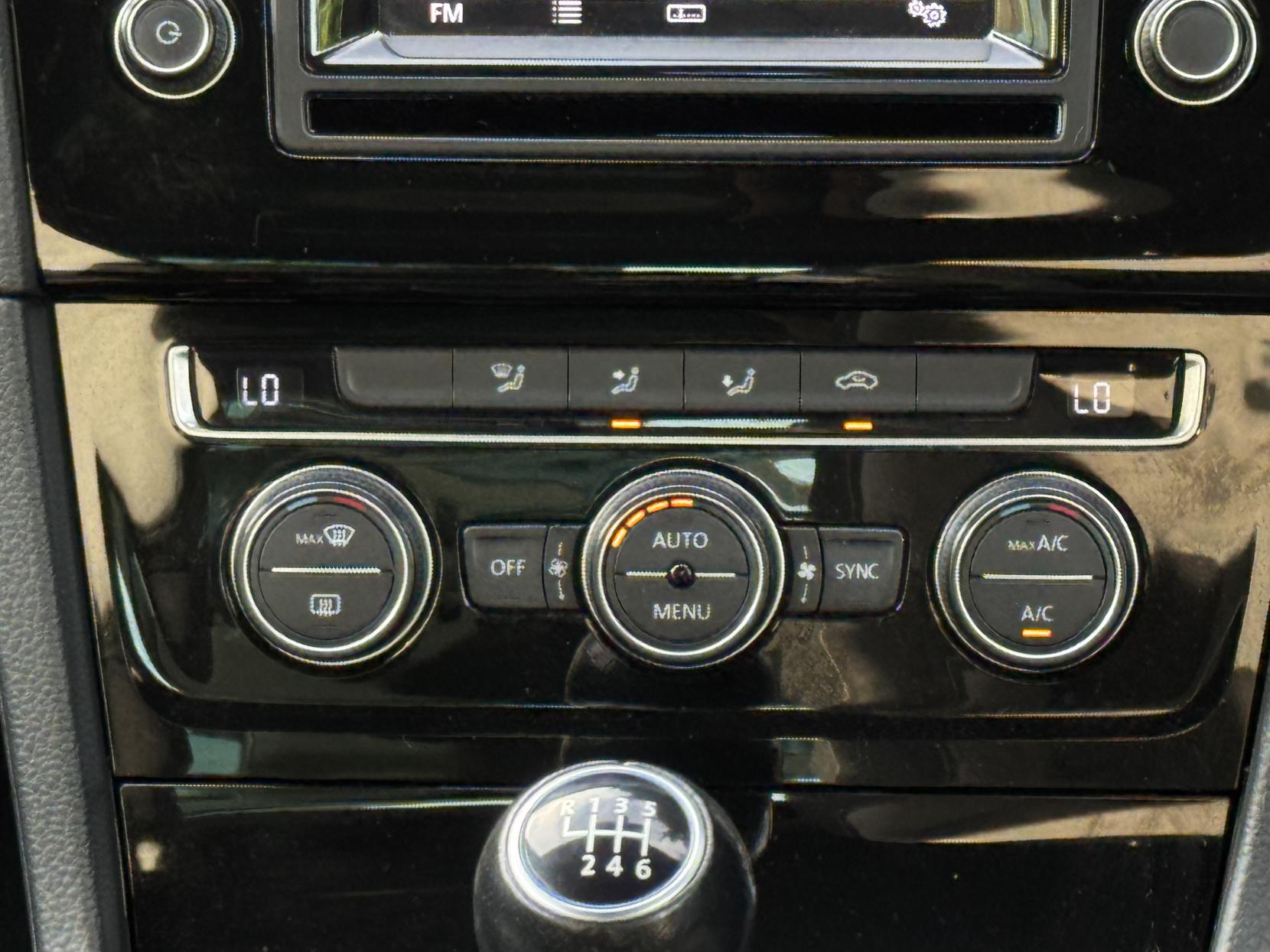 Volkswagen Golf 2.0 TSI BlueMotion Tech R Hatchback 3dr Petrol Manual 4Motion Euro 6 (s/s) (300 ps)