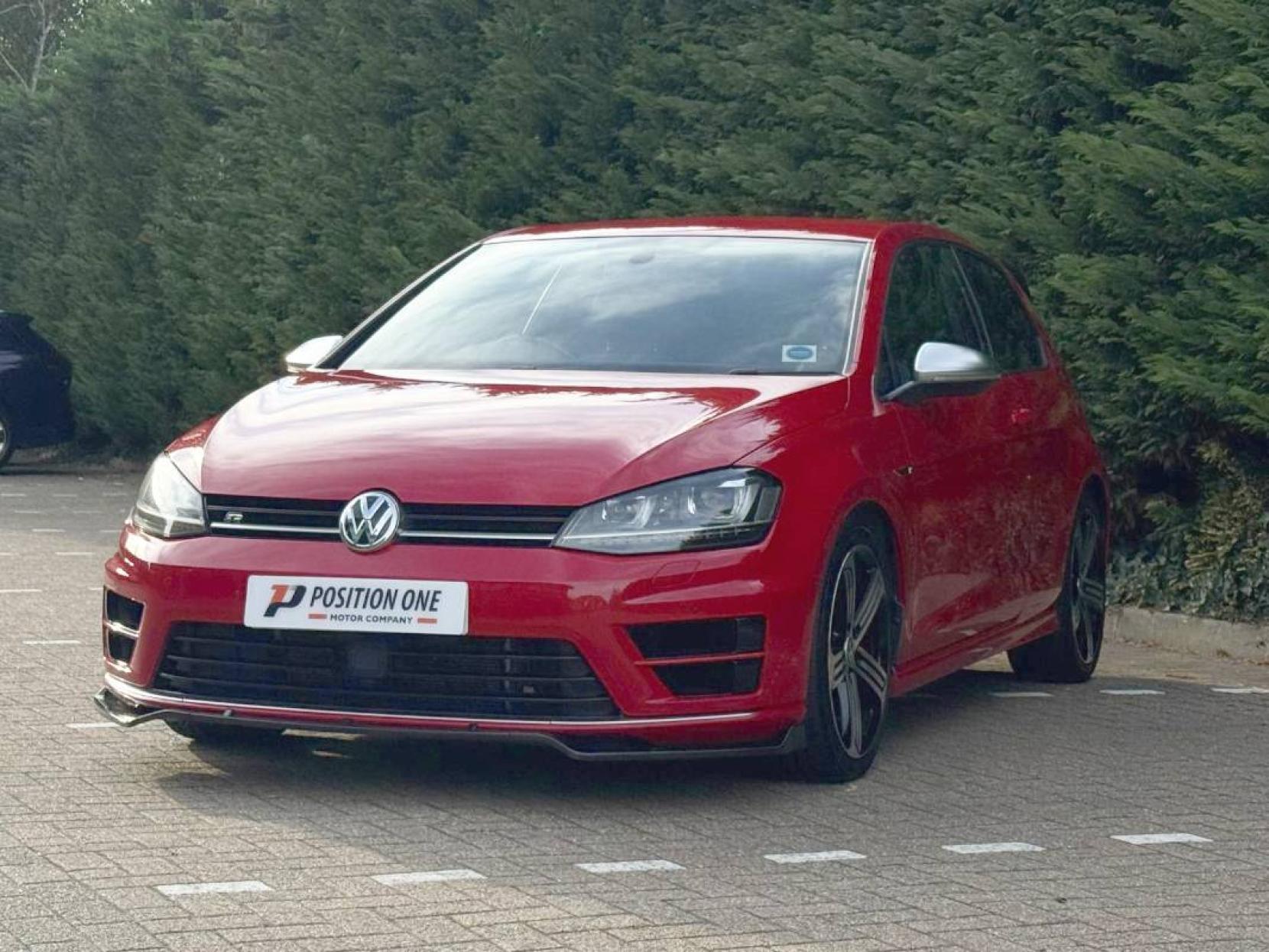 Volkswagen Golf 2.0 TSI BlueMotion Tech R Hatchback 3dr Petrol Manual 4Motion Euro 6 (s/s) (300 ps)