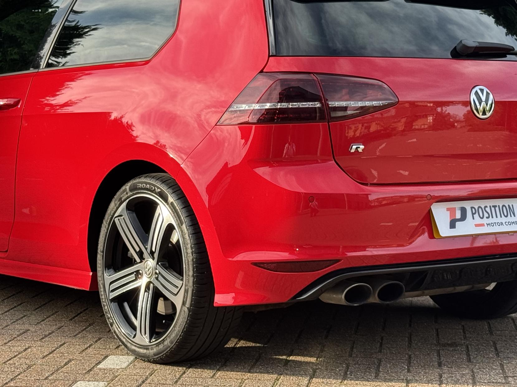 Volkswagen Golf 2.0 TSI BlueMotion Tech R Hatchback 3dr Petrol Manual 4Motion Euro 6 (s/s) (300 ps)