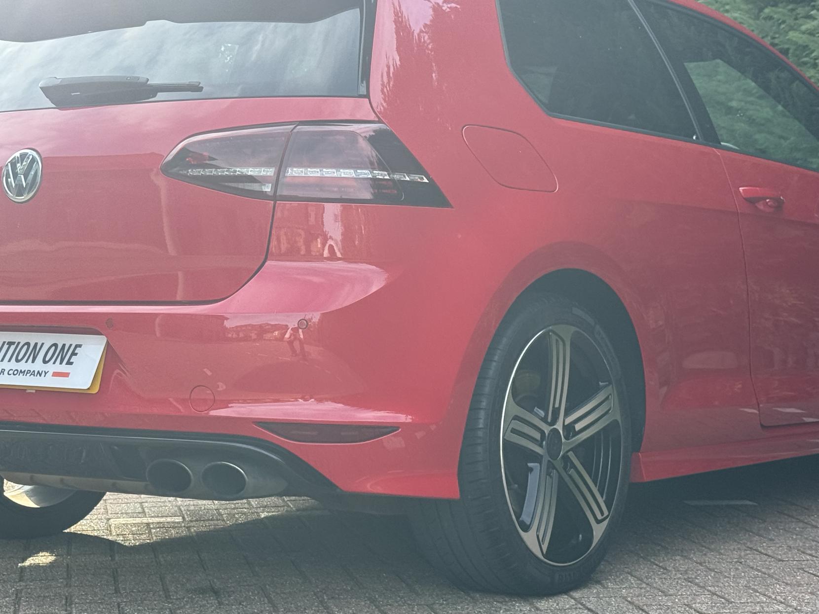 Volkswagen Golf 2.0 TSI BlueMotion Tech R Hatchback 3dr Petrol Manual 4Motion Euro 6 (s/s) (300 ps)