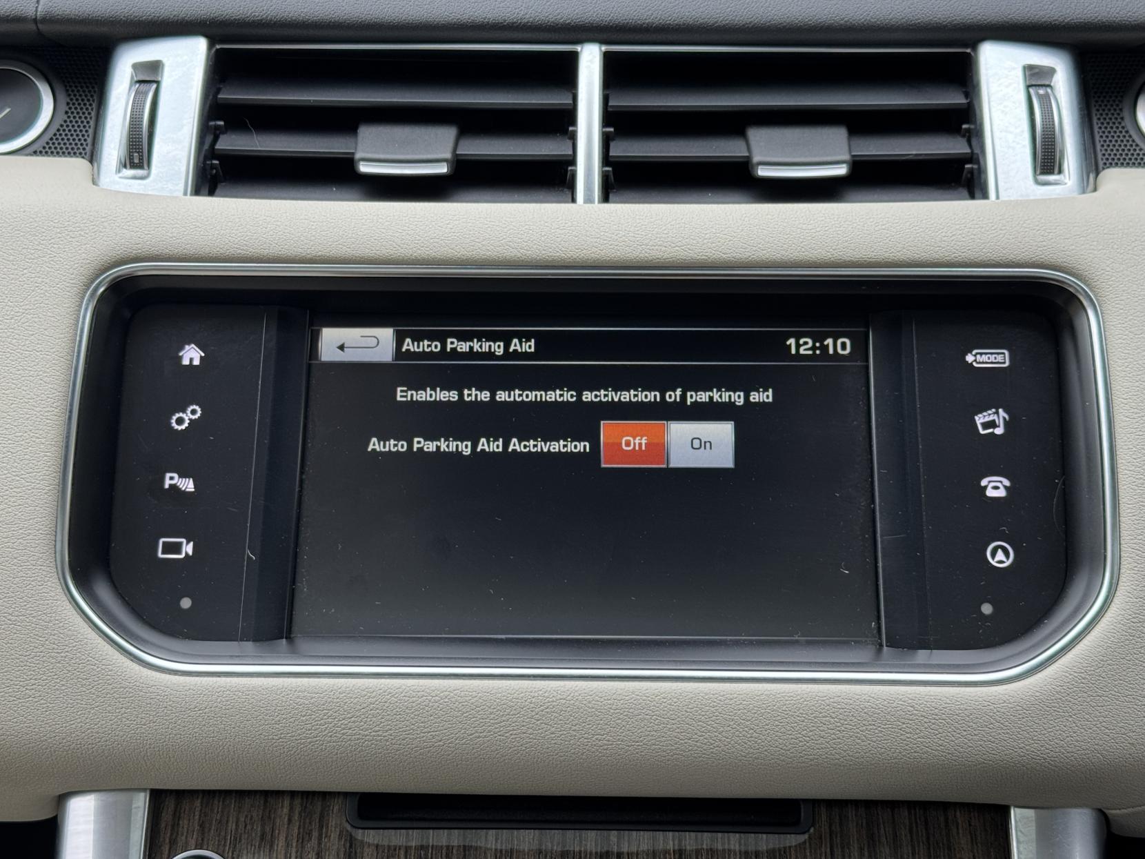 Land Rover Range Rover Sport 3.0 SD V6 HSE Dynamic SUV 5dr Diesel Auto 4WD Euro 6 (s/s) (306 ps)