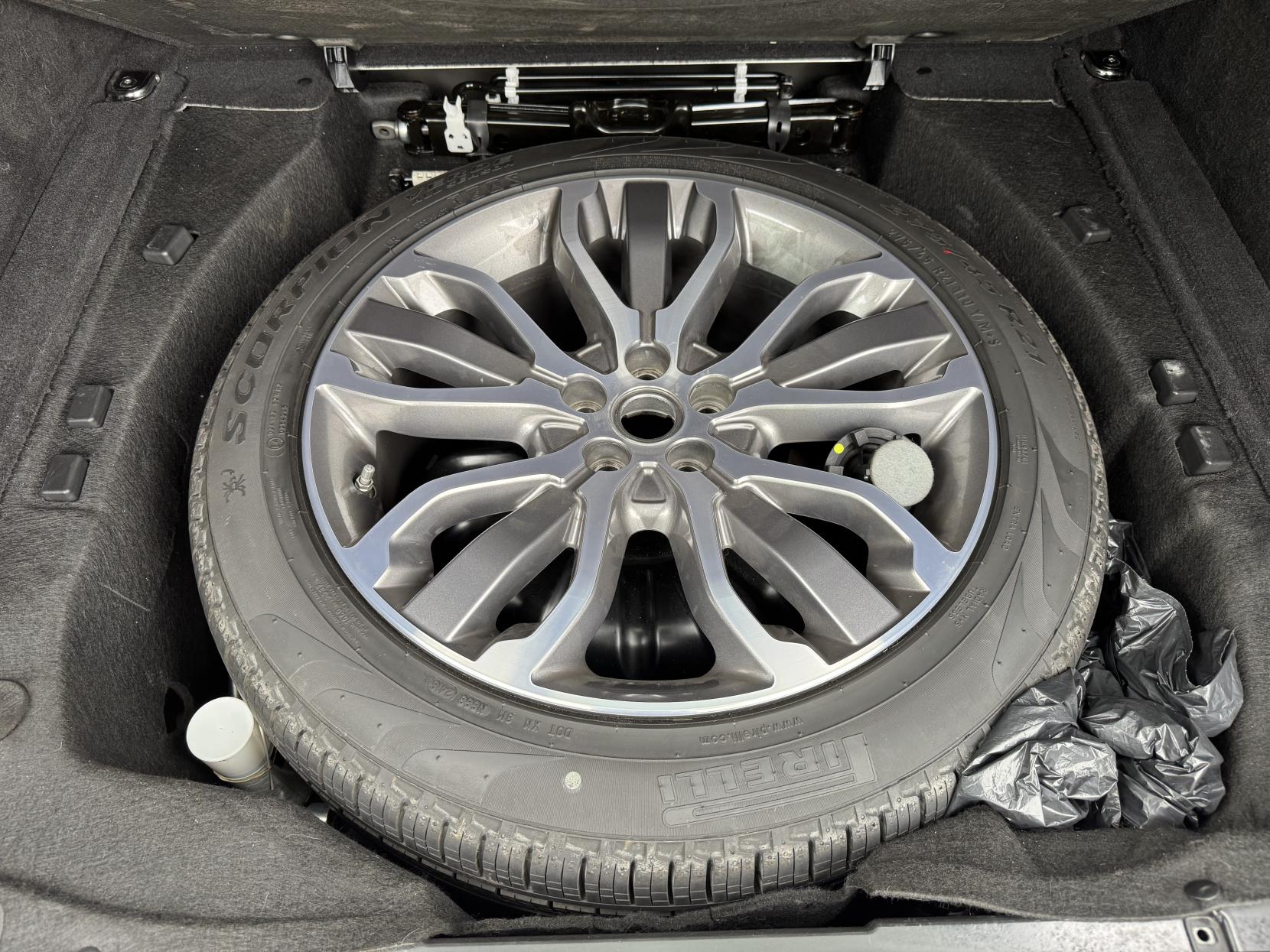 Land Rover Range Rover Sport 3.0 SD V6 HSE Dynamic SUV 5dr Diesel Auto 4WD Euro 6 (s/s) (306 ps)