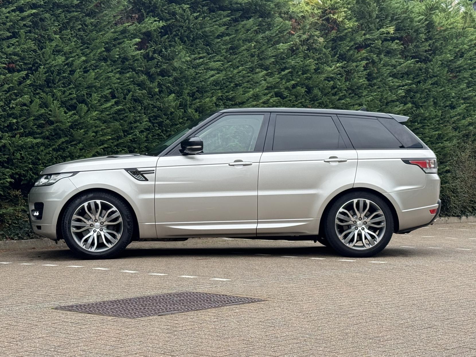 Land Rover Range Rover Sport 3.0 SD V6 HSE Dynamic SUV 5dr Diesel Auto 4WD Euro 6 (s/s) (306 ps)