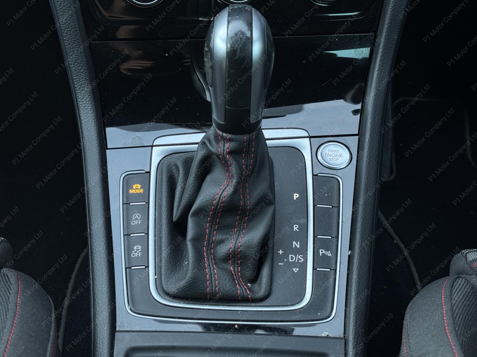 Volkswagen Golf 2.0 TSI GPF GTI Performance Hatchback 5dr Petrol DSG Euro 6 (s/s) (245 ps)