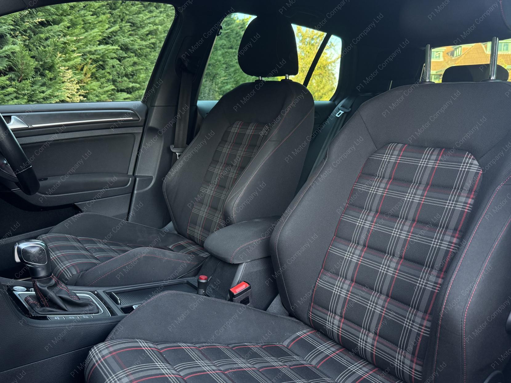 Volkswagen Golf 2.0 TSI GPF GTI Performance Hatchback 5dr Petrol DSG Euro 6 (s/s) (245 ps)