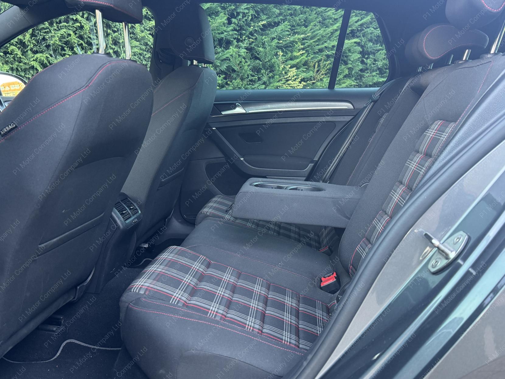 Volkswagen Golf 2.0 TSI GPF GTI Performance Hatchback 5dr Petrol DSG Euro 6 (s/s) (245 ps)