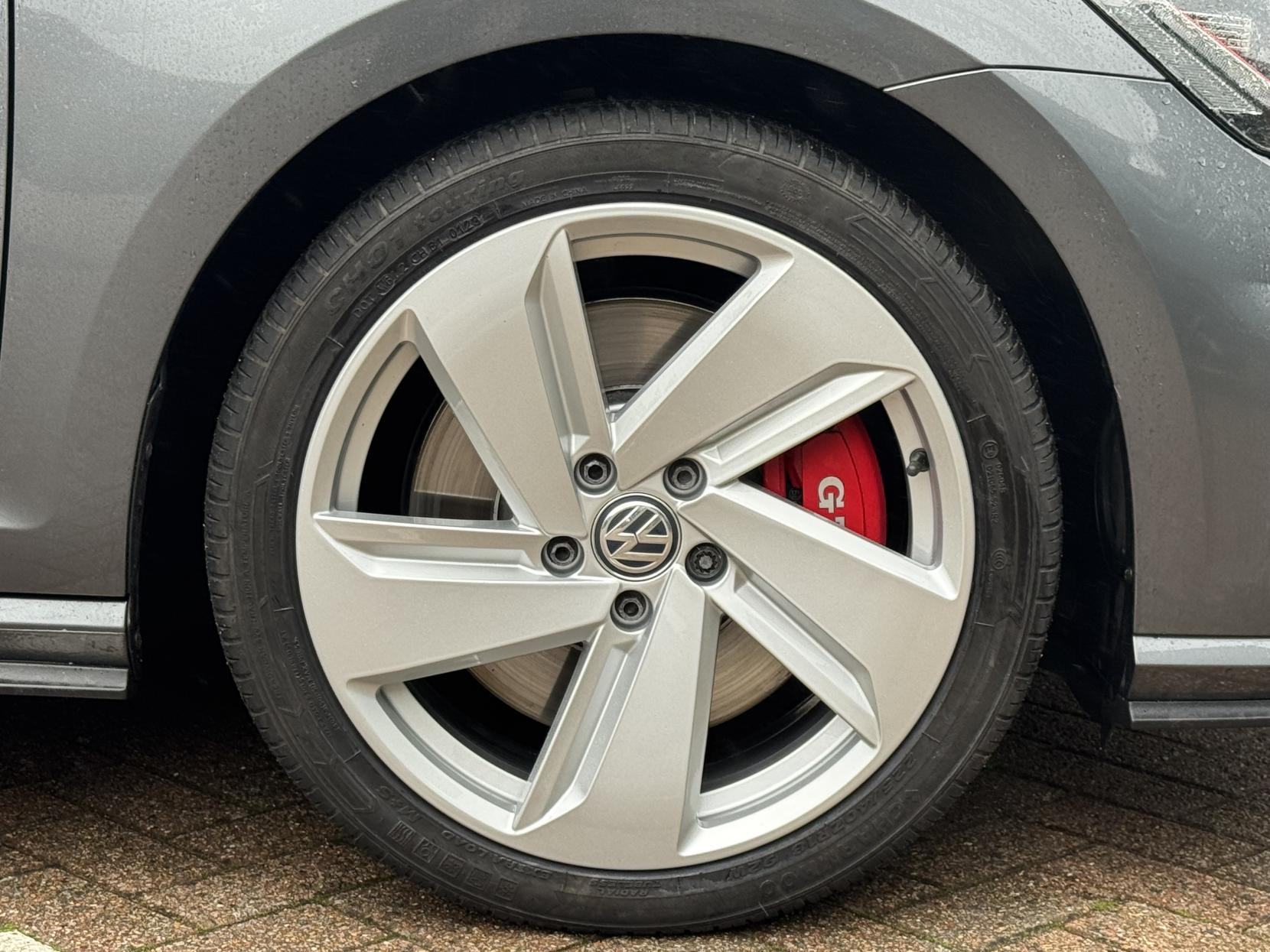 Volkswagen Golf 2.0 TSI GPF GTI Performance Hatchback 5dr Petrol DSG Euro 6 (s/s) (245 ps)