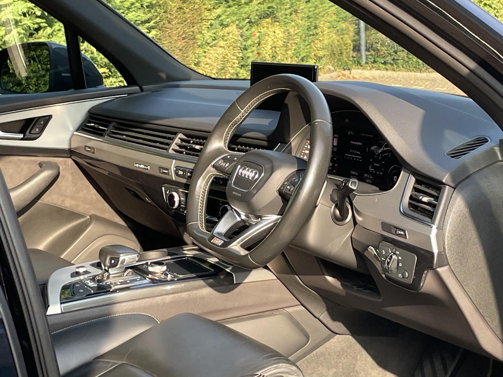 Audi SQ7 4.0 TDI V8 Vorsprung SUV 5dr Diesel Tiptronic quattro Euro 6 (s/s) (435 ps)