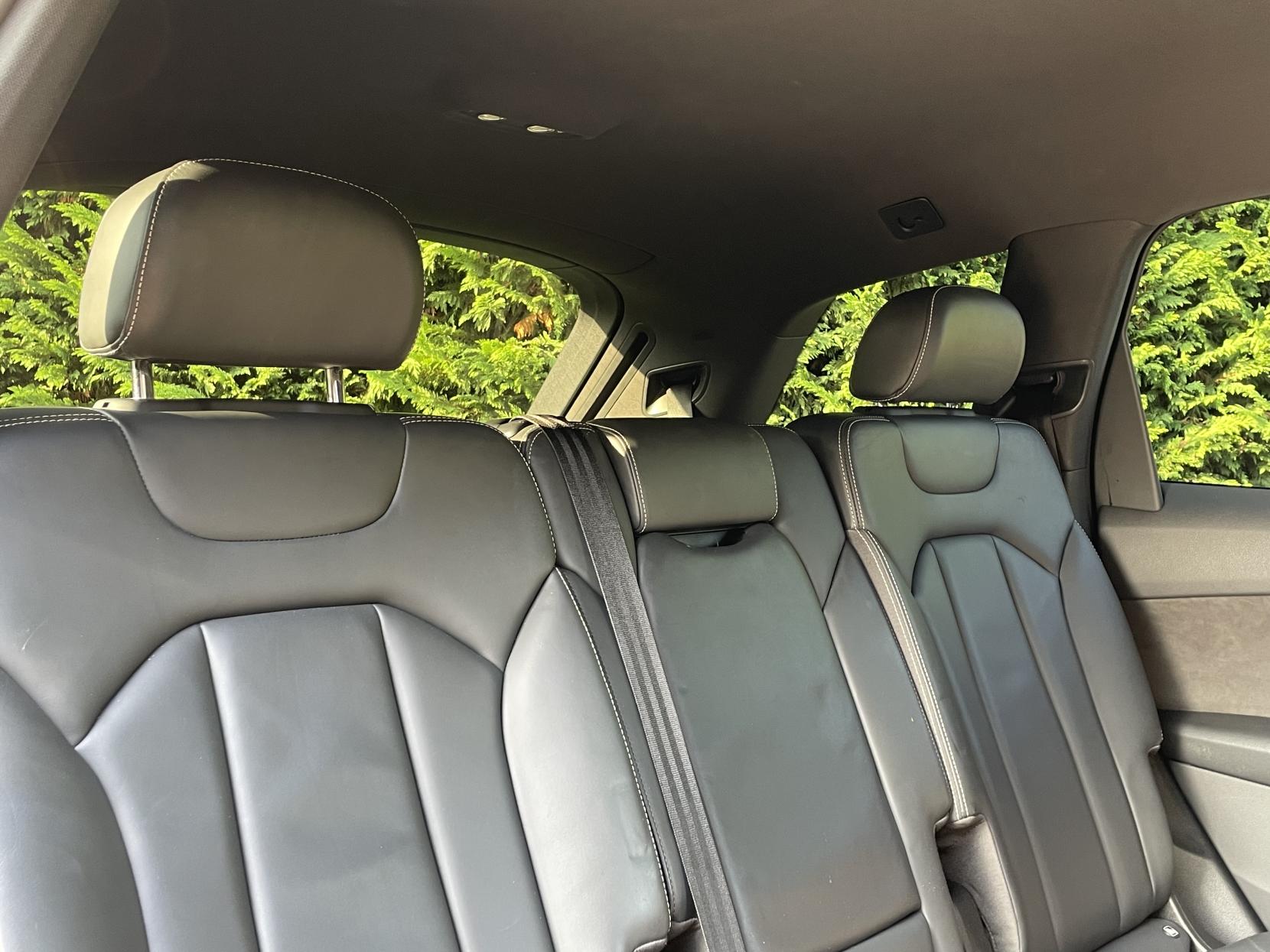 Audi SQ7 4.0 TDI V8 Vorsprung SUV 5dr Diesel Tiptronic quattro Euro 6 (s/s) (435 ps)