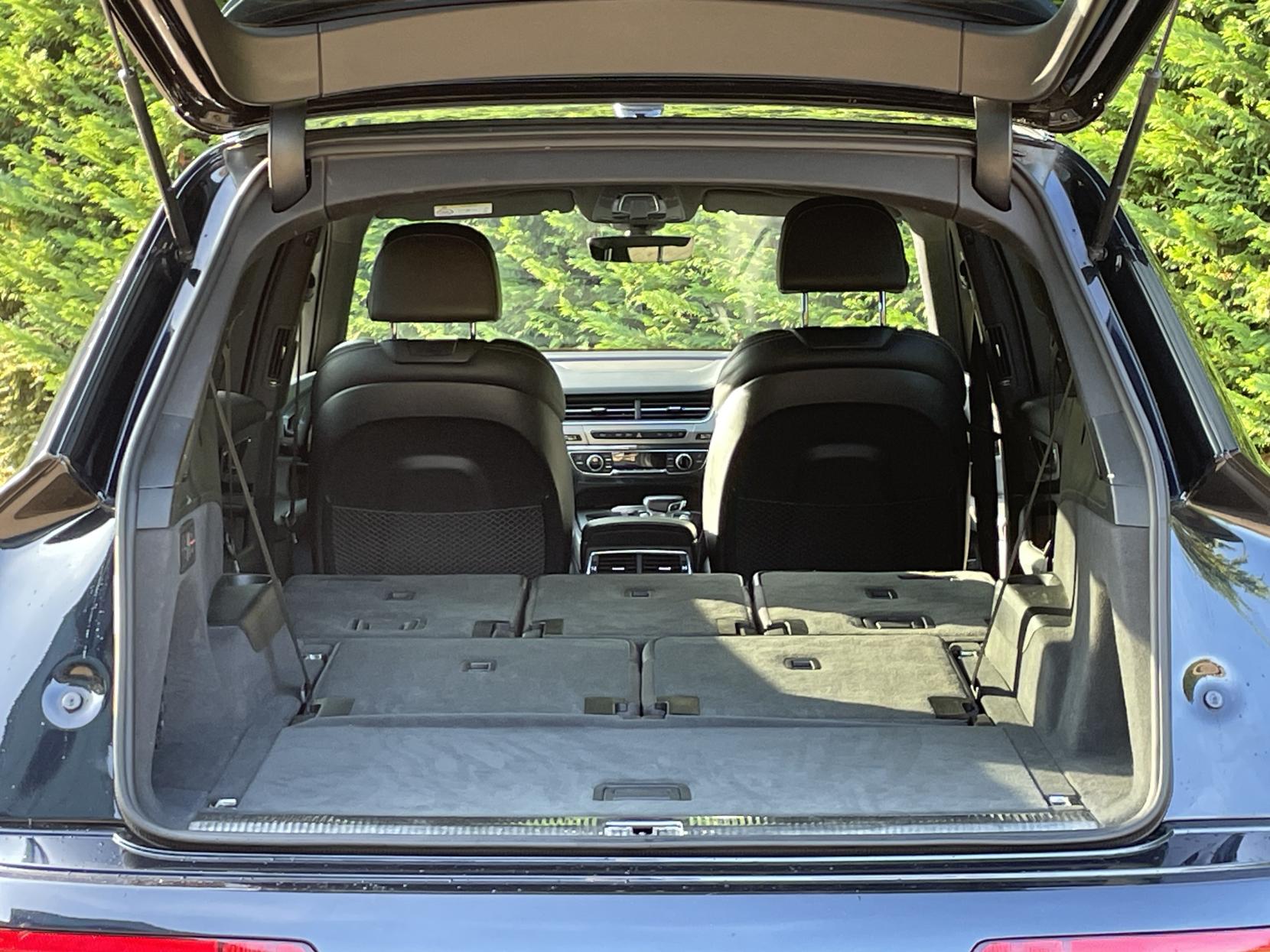 Audi SQ7 4.0 TDI V8 Vorsprung SUV 5dr Diesel Tiptronic quattro Euro 6 (s/s) (435 ps)