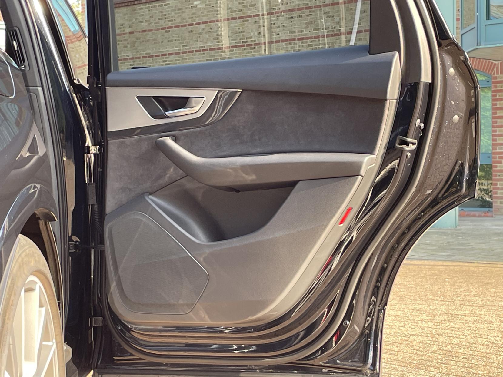 Audi SQ7 4.0 TDI V8 Vorsprung SUV 5dr Diesel Tiptronic quattro Euro 6 (s/s) (435 ps)