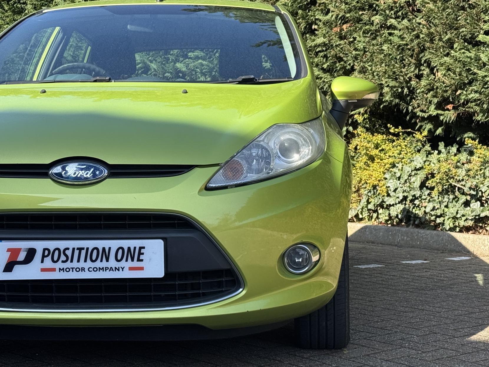 Ford Fiesta 1.25 Zetec Hatchback 5dr Petrol Manual (133 g/km, 81 bhp)