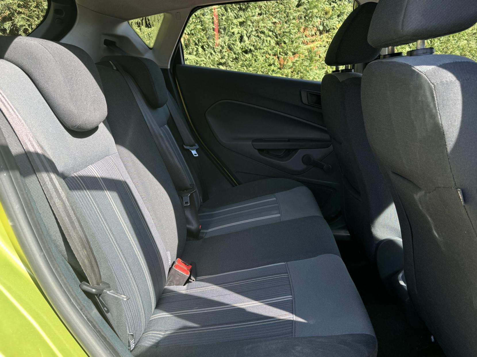 Ford Fiesta 1.25 Zetec Hatchback 5dr Petrol Manual (133 g/km, 81 bhp)