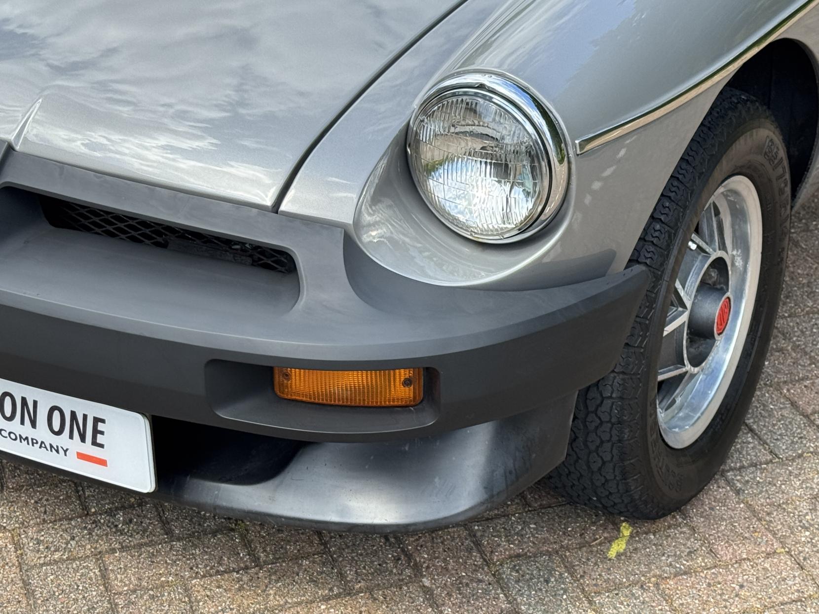 MG MGB GT 1.8 Coupe 2dr Petrol Manual (97 bhp)