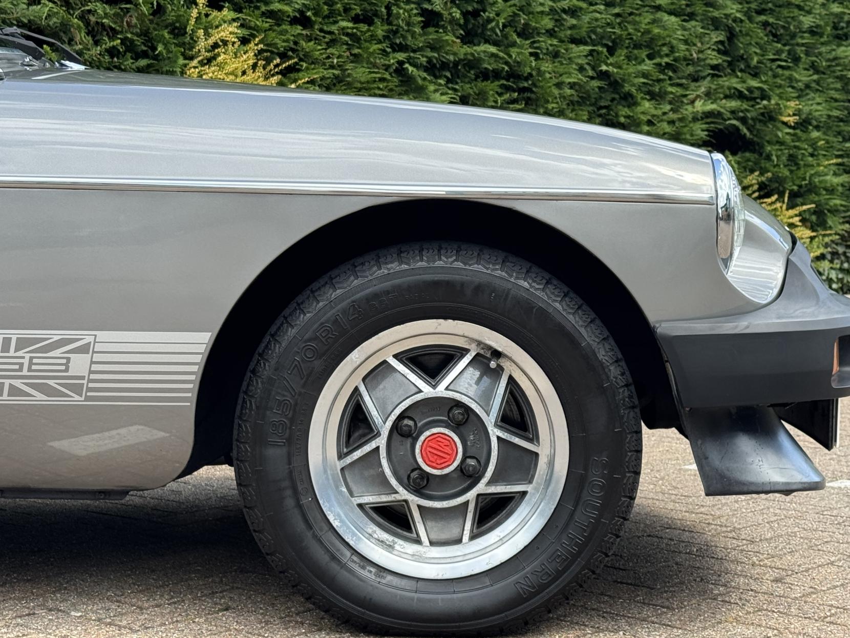 MG MGB GT 1.8 Coupe 2dr Petrol Manual (97 bhp)