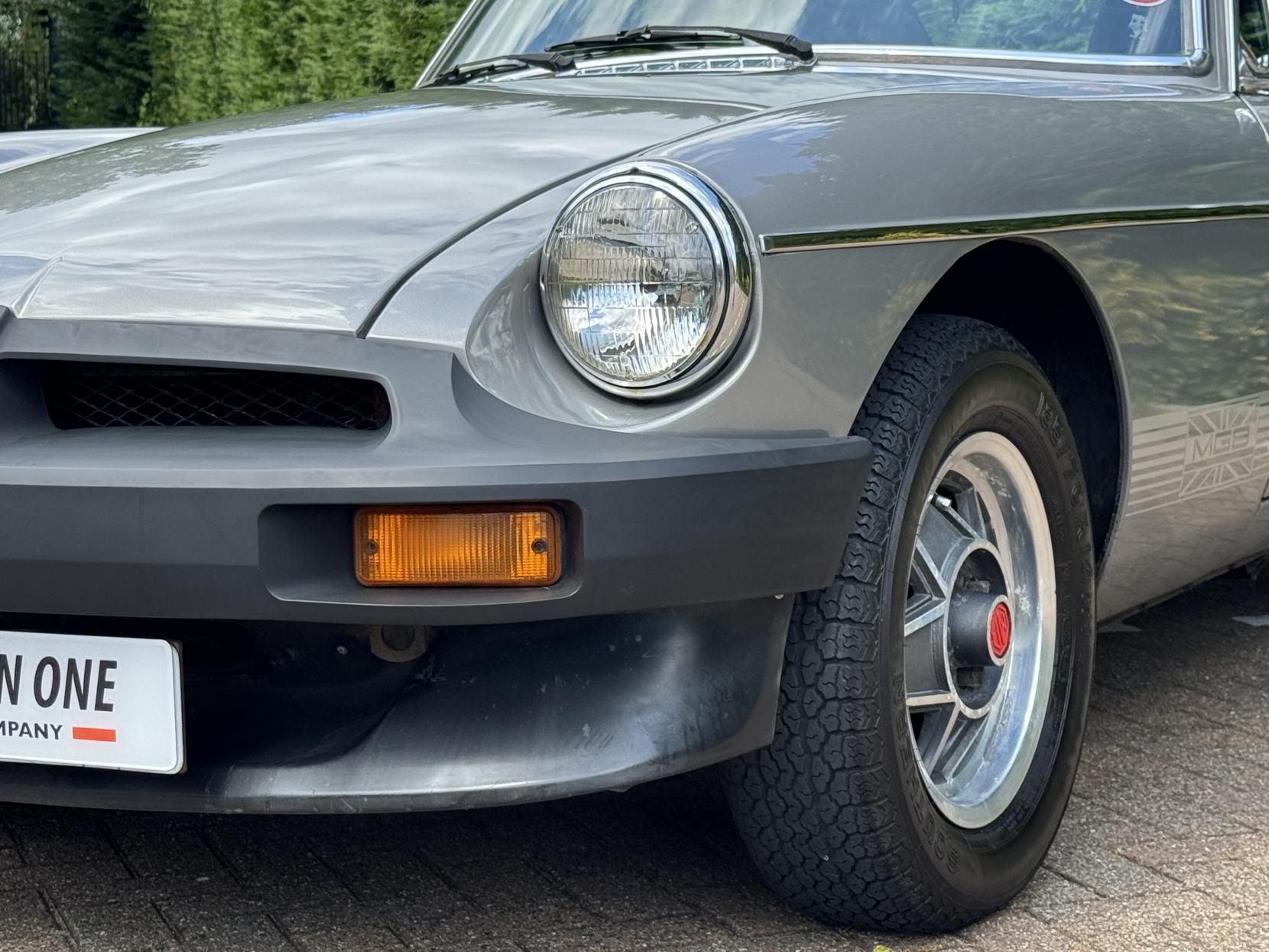 MG MGB GT 1.8 Coupe 2dr Petrol Manual (97 bhp)