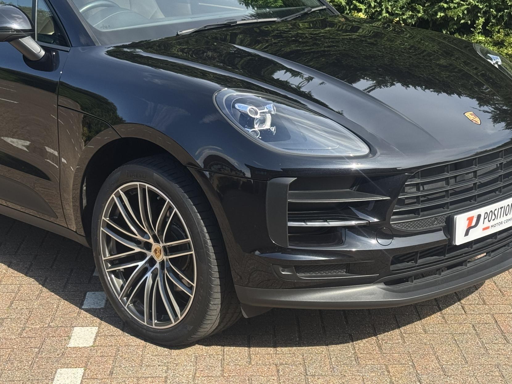 Porsche Macan 2.0T T SUV 5dr Petrol PDK 4WD Euro 6 (s/s) (265 ps)