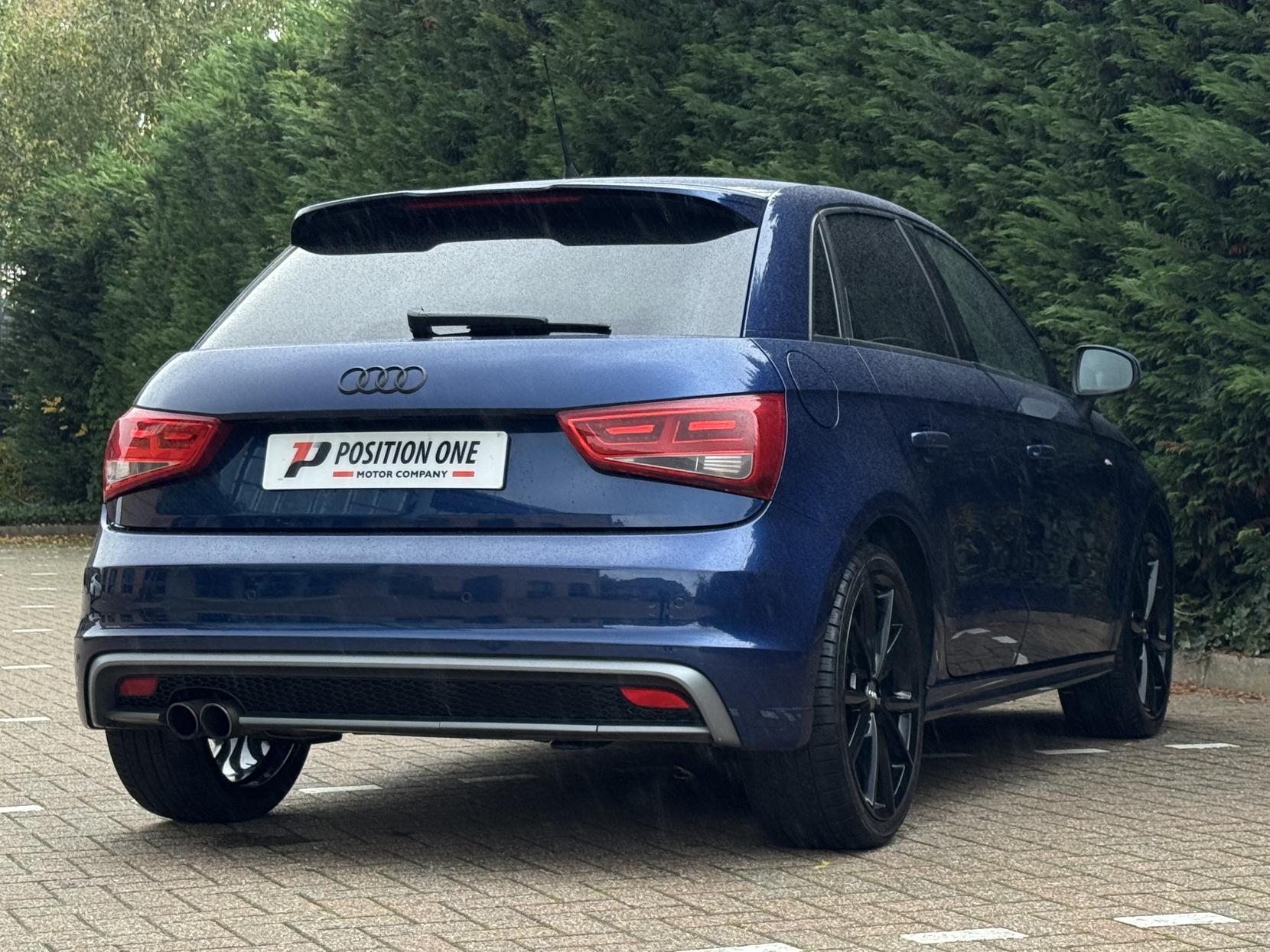 Audi A1 1.4 TFSI Black Edition Sportback 5dr Petrol S Tronic Euro 5 (185 ps)
